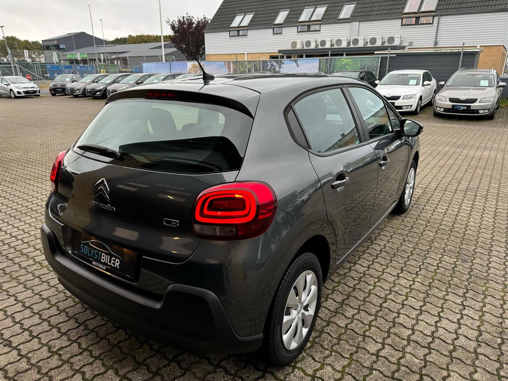 Billede af Citroën C3 1,2 PureTech Iconic 82HK 5d