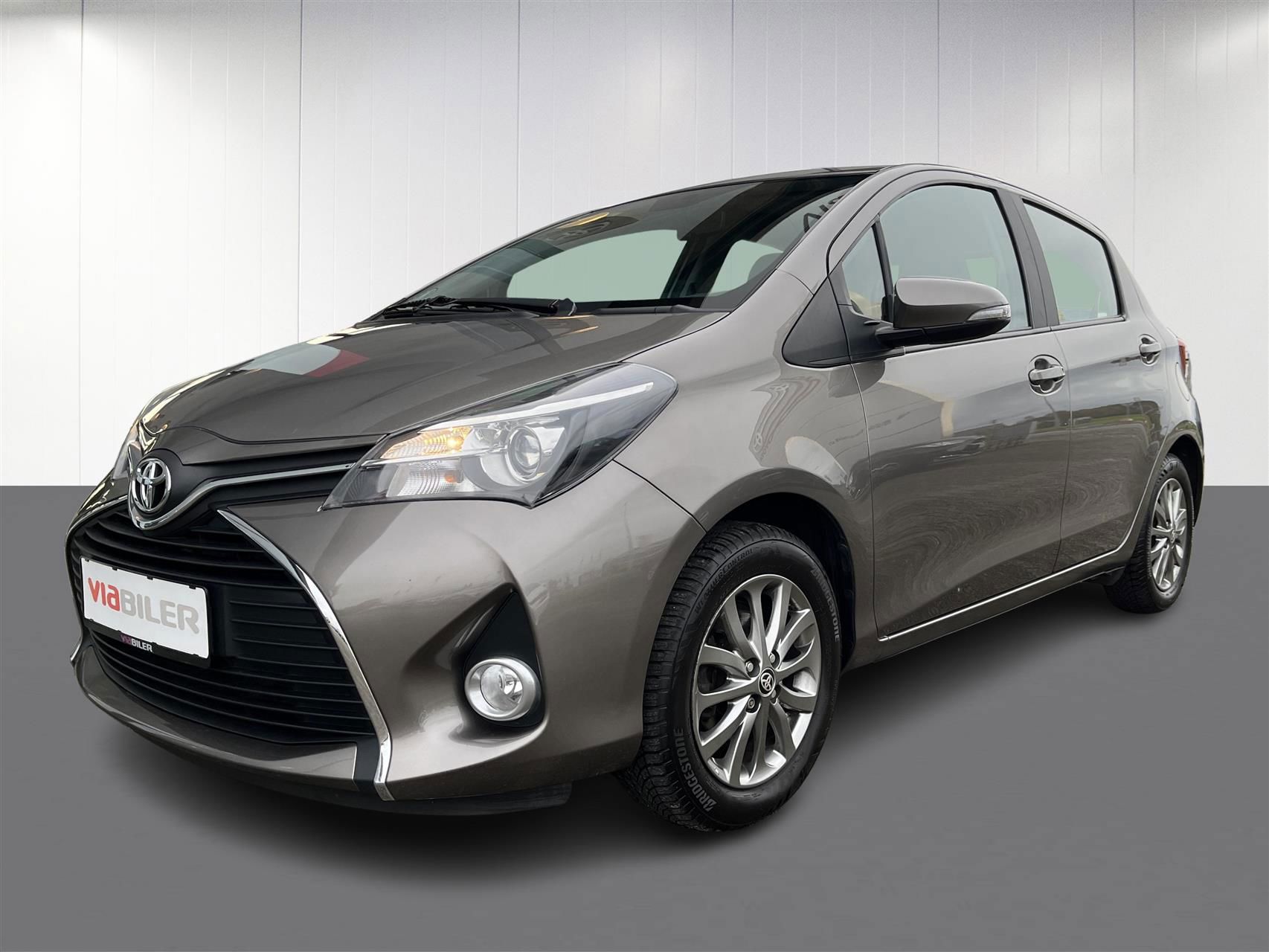 Billede af Toyota Yaris 1,3 VVT-I T2 100HK 5d 6g