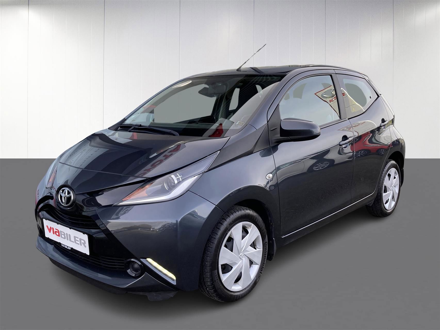 Billede af Toyota Aygo 1,0 VVT-I X-Play + X-Touch 69HK 5d