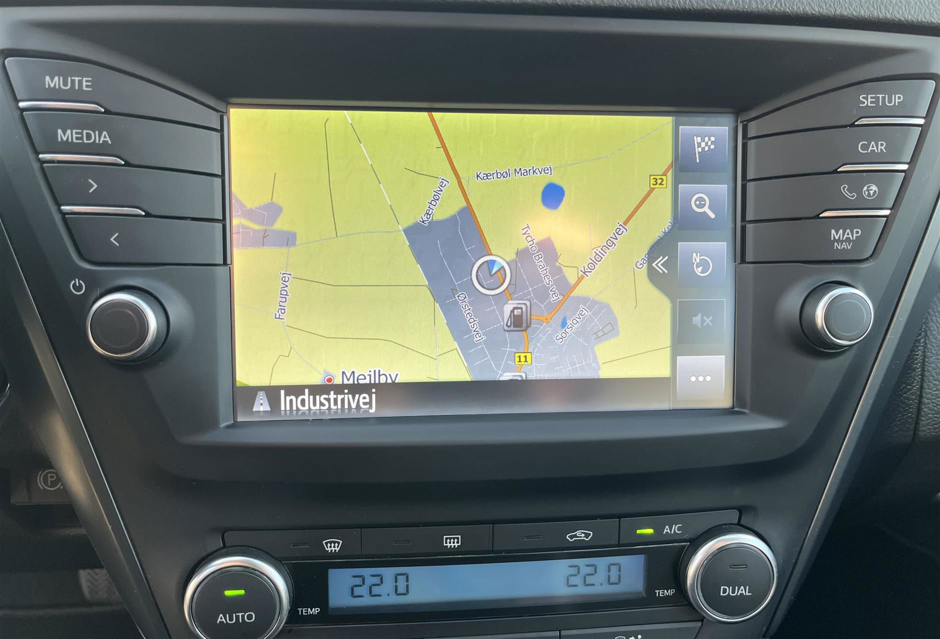 Billede af Toyota Avensis Touring Sports 1,8 VVT-I T2 Premium + Læder 147HK Stc 6g