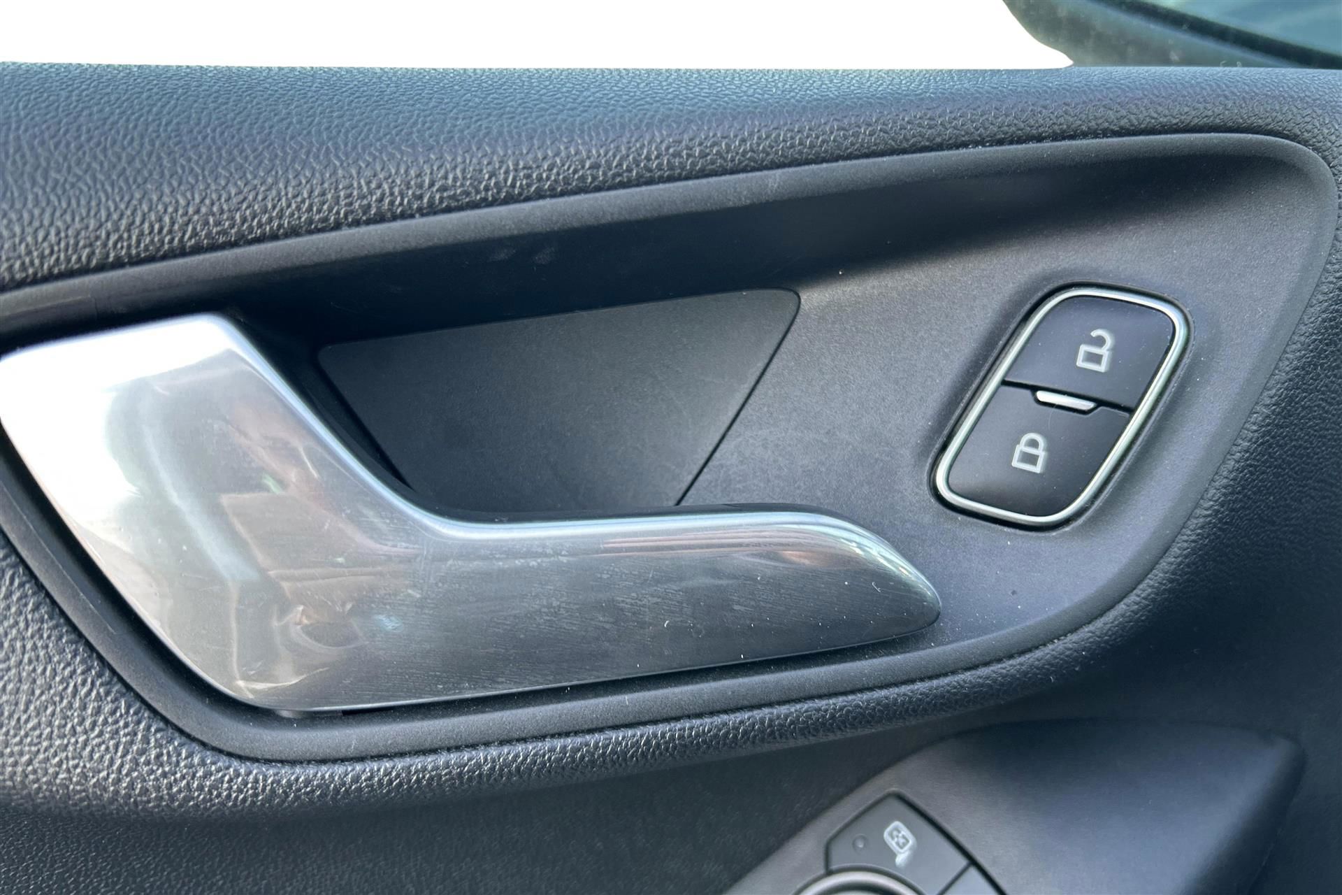 Billede af Ford Fiesta 1,0 EcoBoost Hybrid Titanium 125HK 5d 6g