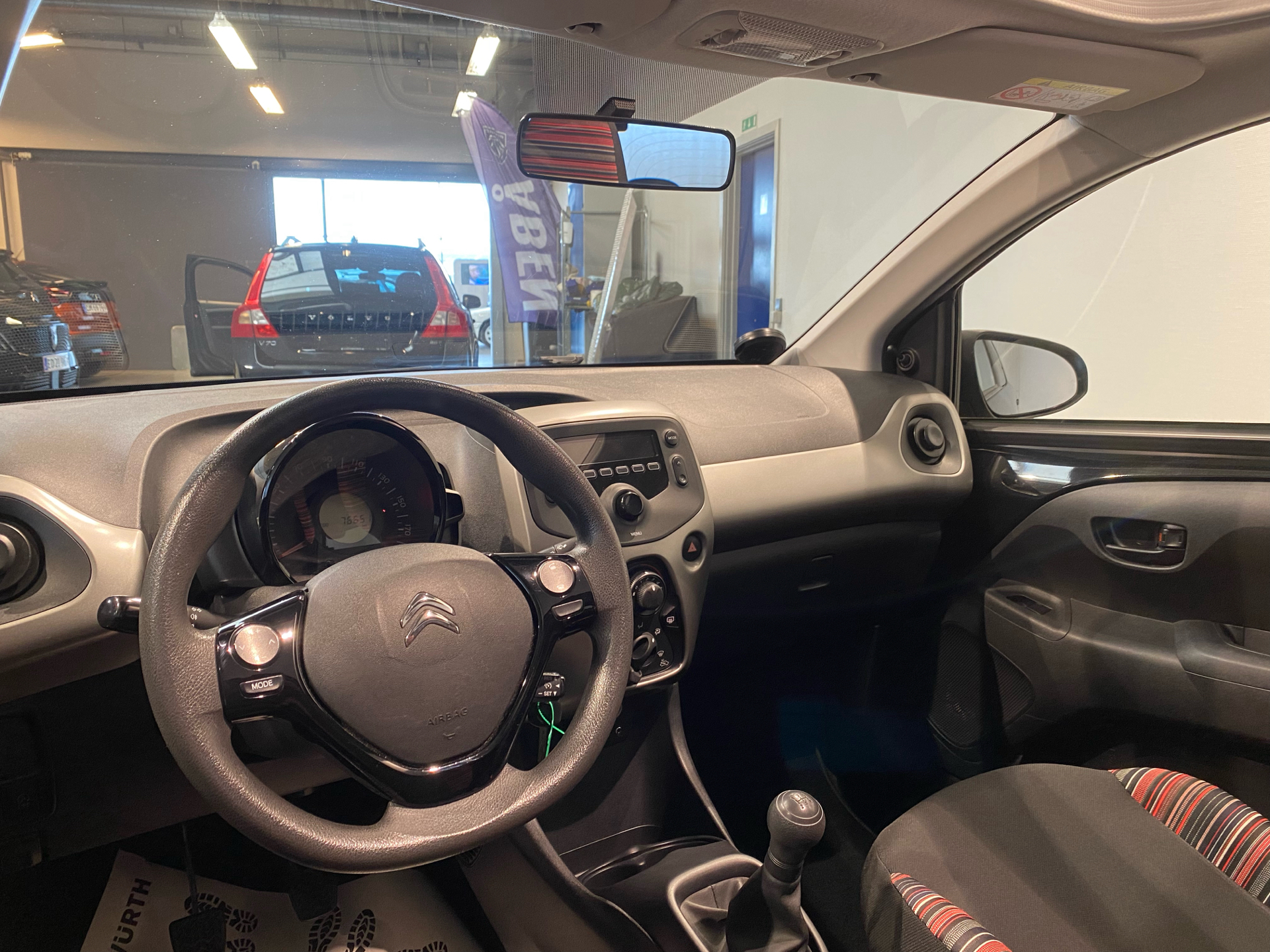 Billede af Citroën C1 1,0 VTi Feel Airscape start/stop 68HK 5d