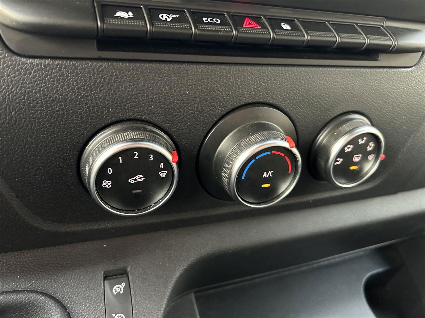 Billede af Nissan Interstar L2H2 2,3 DCi N-Connecta 150HK Van 6g