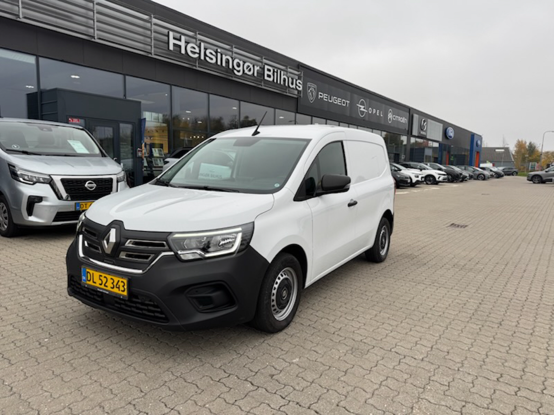 Billede af Renault Kangoo L1 E-TECH Open Sesame 120HK Van Aut.