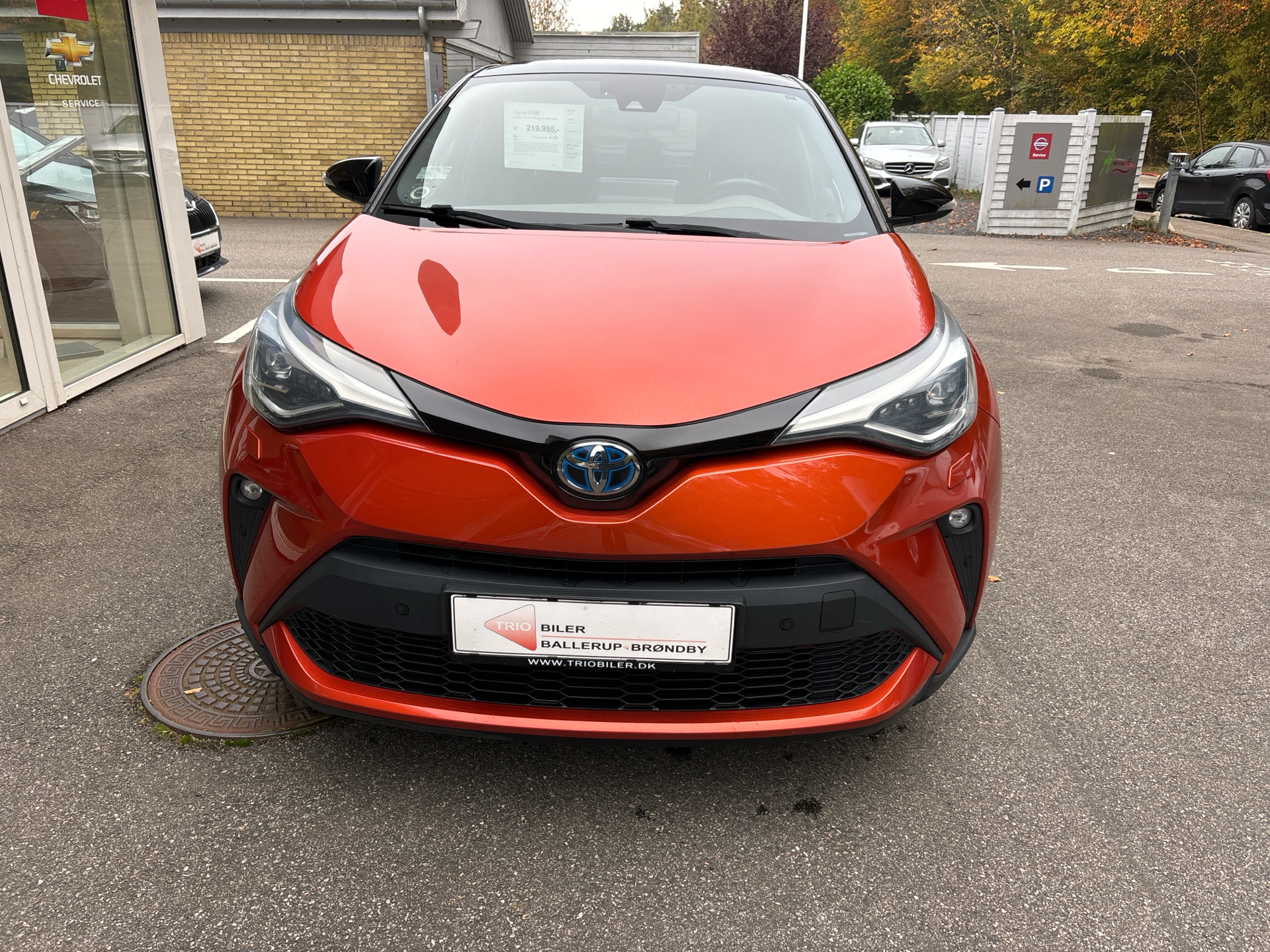 Billede af Toyota C-HR 2,0 Hybrid C-HIC Royale Multidrive S 184HK 5d Aut.