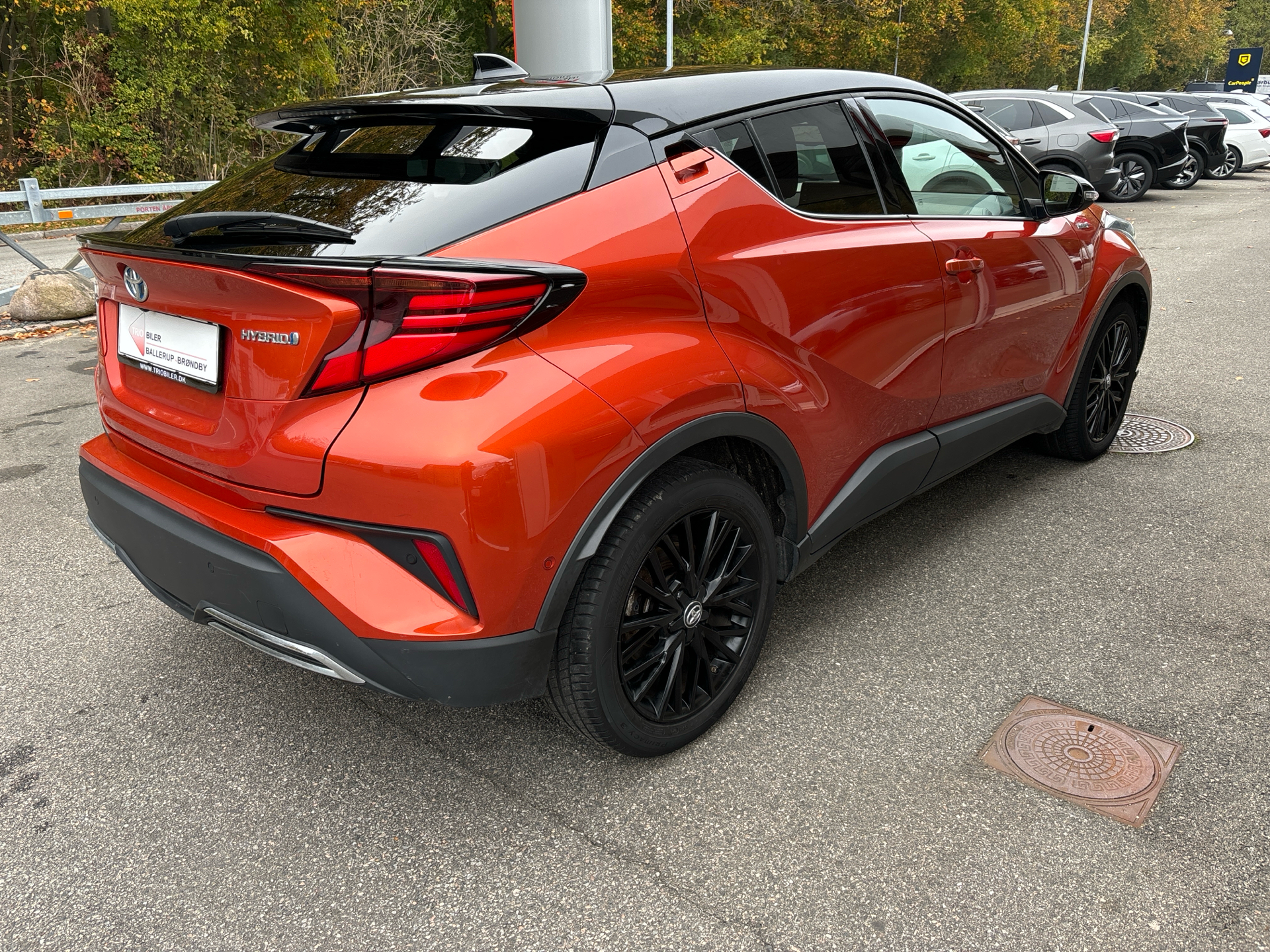 Billede af Toyota C-HR 2,0 Hybrid C-HIC Royale Multidrive S 184HK 5d Aut.