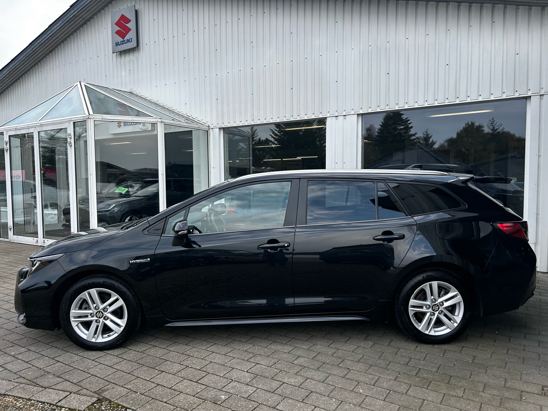 Billede af Suzuki Swace 1,8 Hybrid Active E-CVT 122HK Stc Trinl. Gear