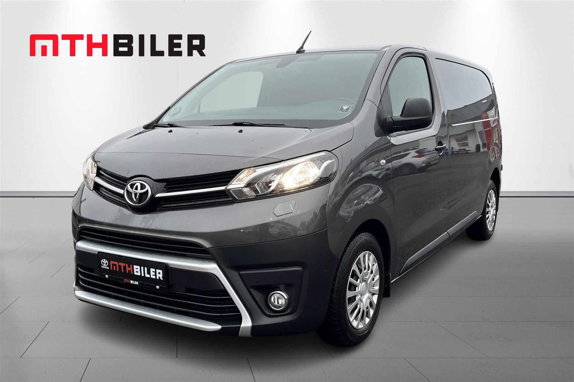 Billede af Toyota Proace Long 2,0 D Comfort Master 122HK Van 8g Aut.