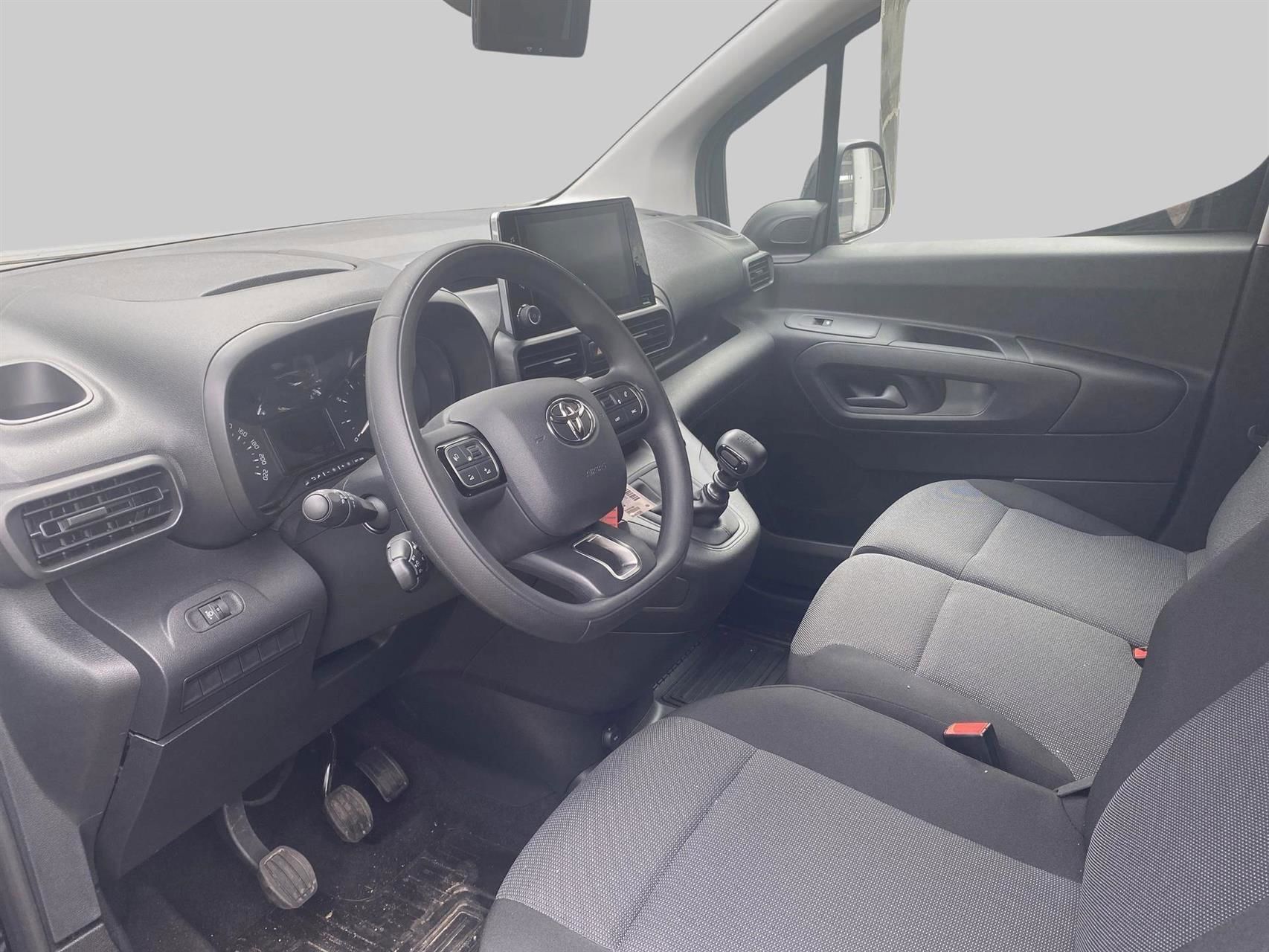 Billede af Toyota Proace City Medium 1,2 Comfort To Skydedør 110HK Van 6g