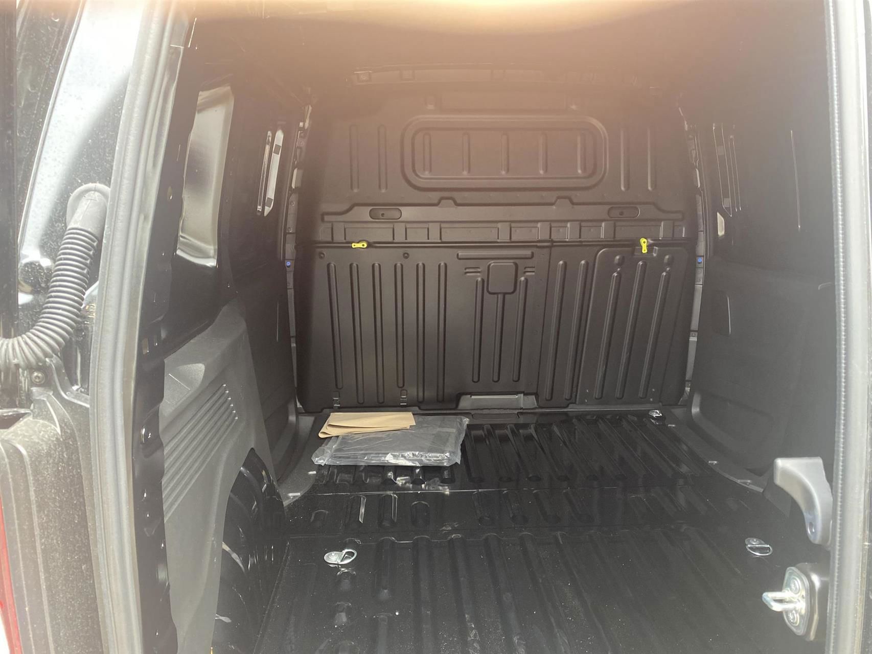 Billede af Toyota Proace City Medium 1,2 Comfort To Skydedør 110HK Van 6g