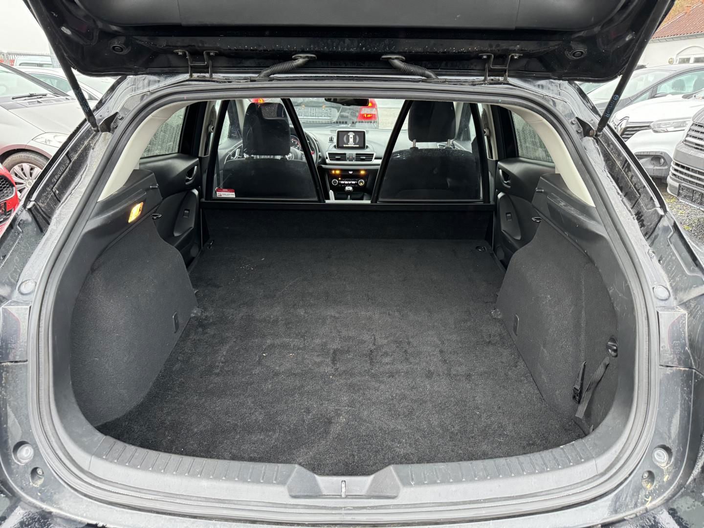 Billede af Mazda 3 2,2 Skyactiv-D Optimum 150HK 5d 6g