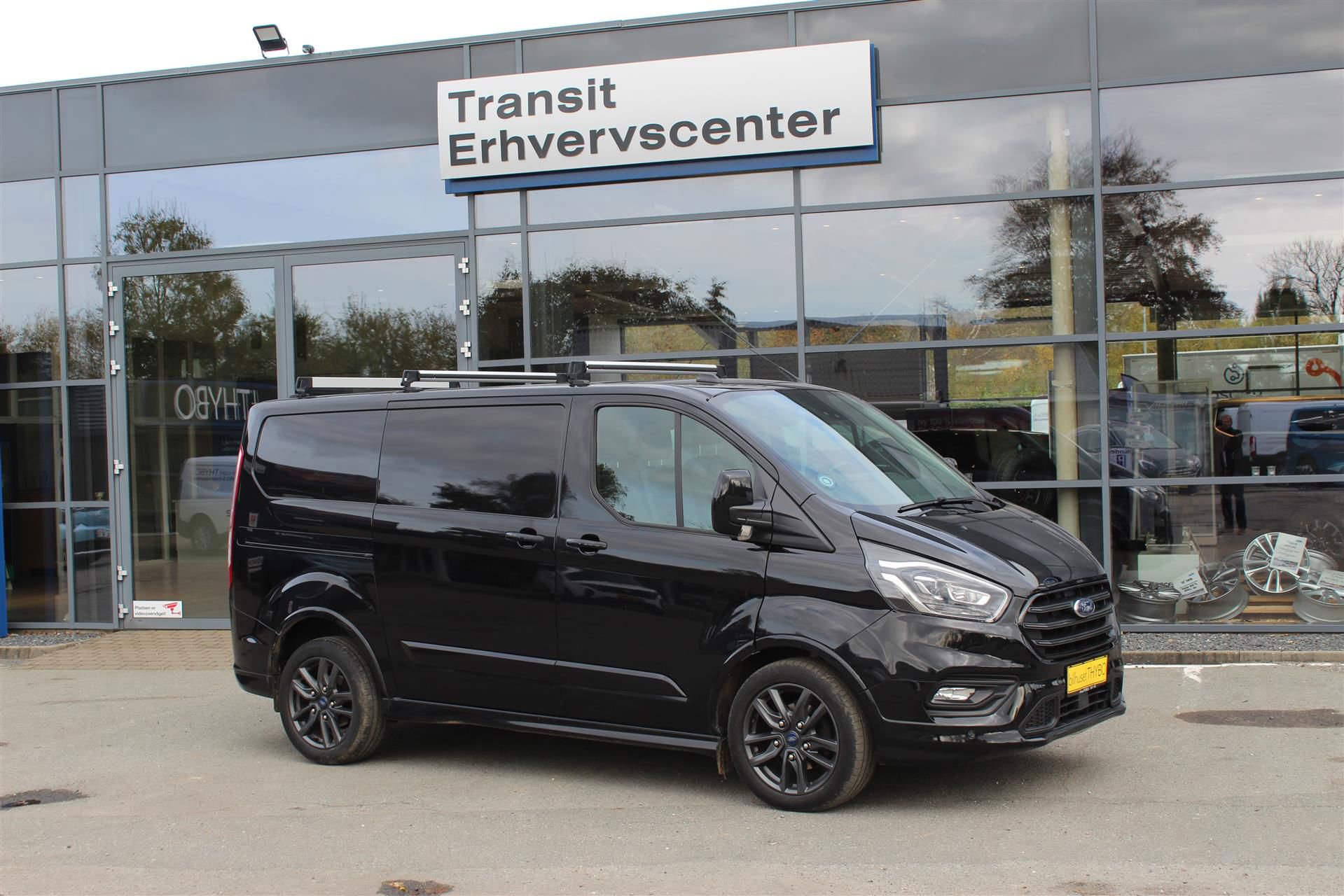 Billede af Ford Transit Custom 290 L1H1 2,0 TDCi Sport 185HK Van 6g Aut.