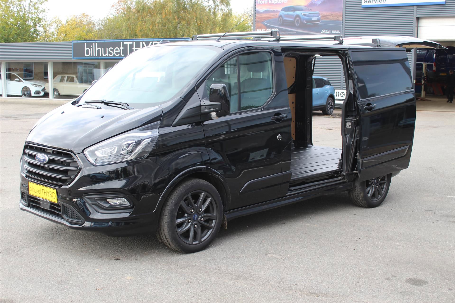 Billede af Ford Transit Custom 290 L1H1 2,0 TDCi Sport 185HK Van 6g Aut.