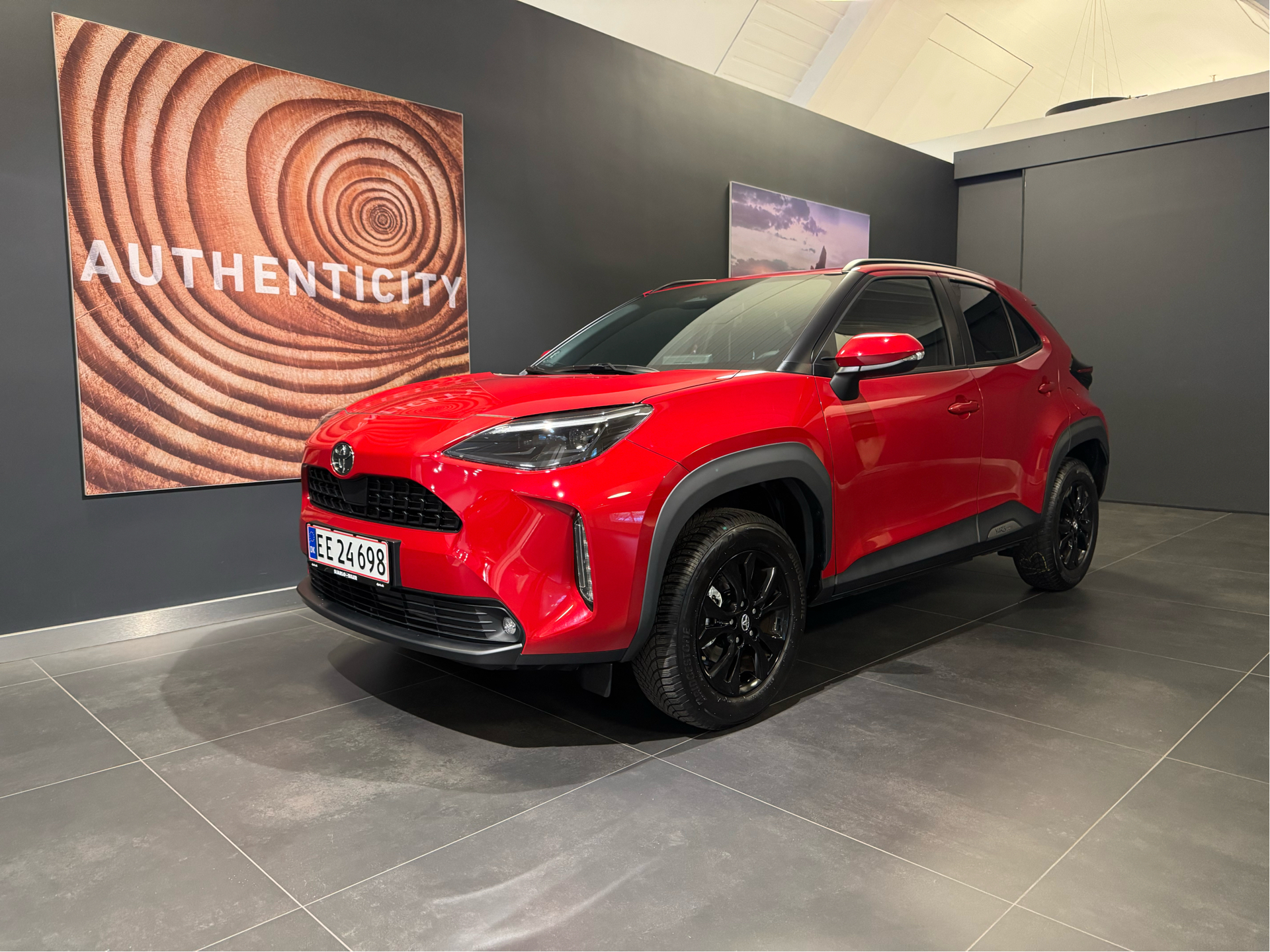 Billede af Toyota Yaris Cross 1,5 Hybrid Style Comfort 116HK 5d Trinl. Gear