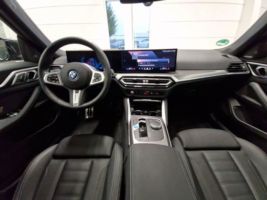 BMW i4 2023