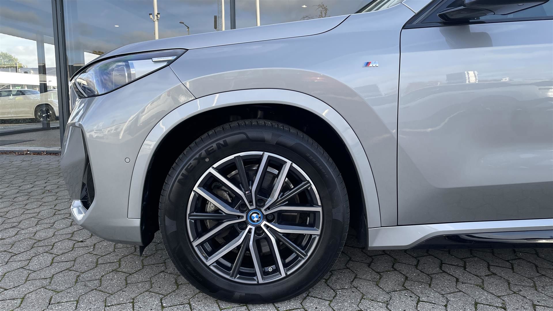 Billede af BMW iX1 xDrive30 M-Sport 4x4 313HK 5d Aut.