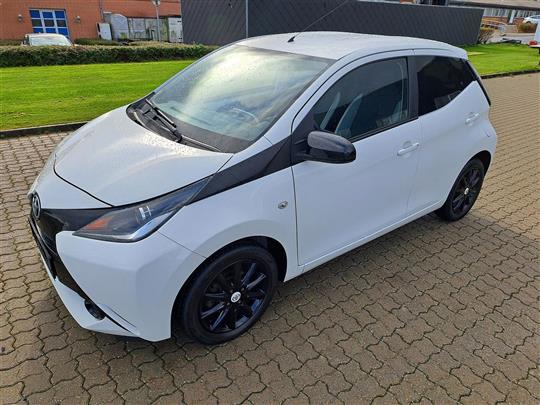 Toyota Aygo 1,0 VVT-I X-Play + X-Touch X-Shift 69HK 5d Aut.