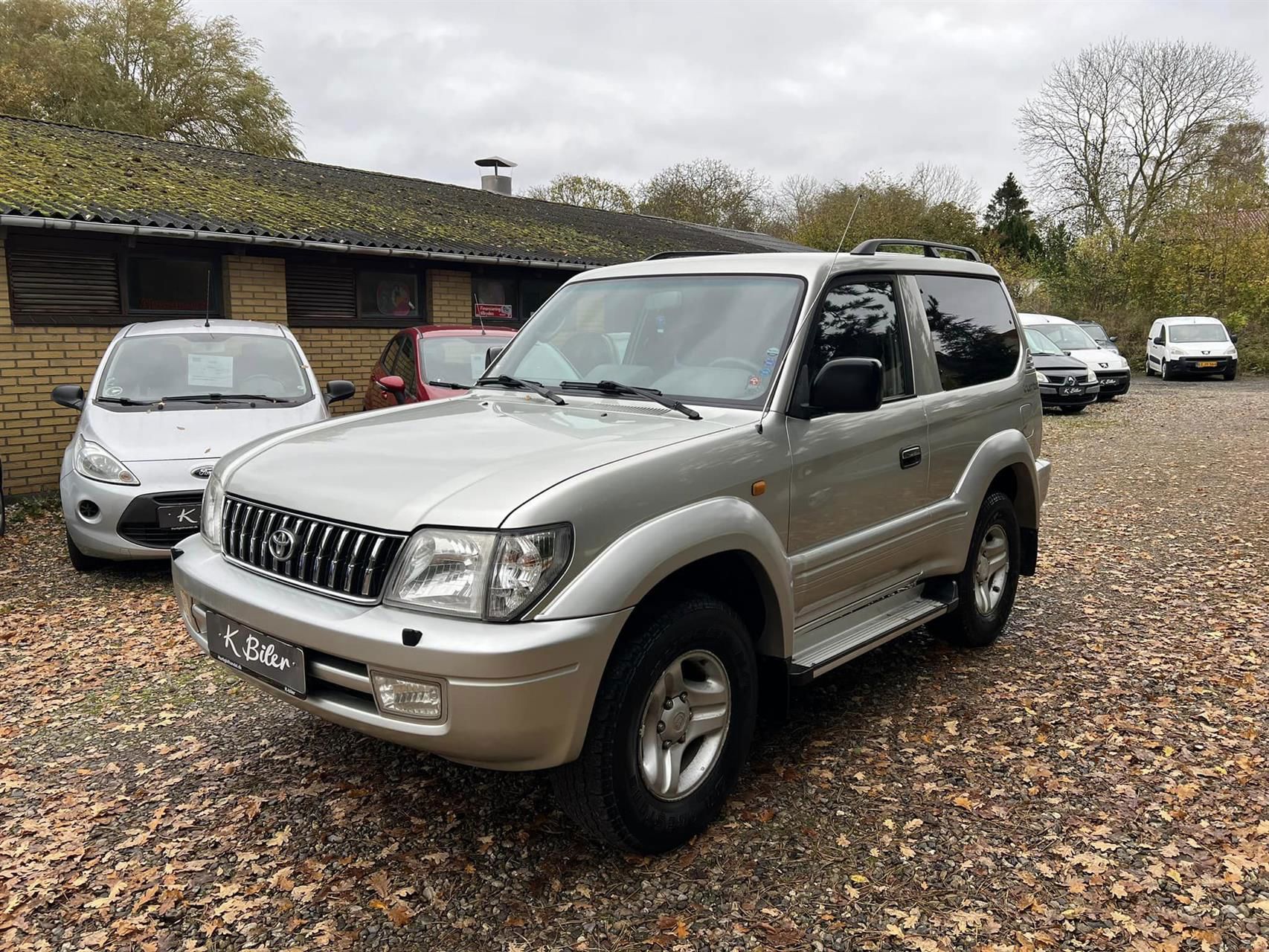 Billede af Toyota Landcruiser GX90 3,0 D 4x4 125HK Van