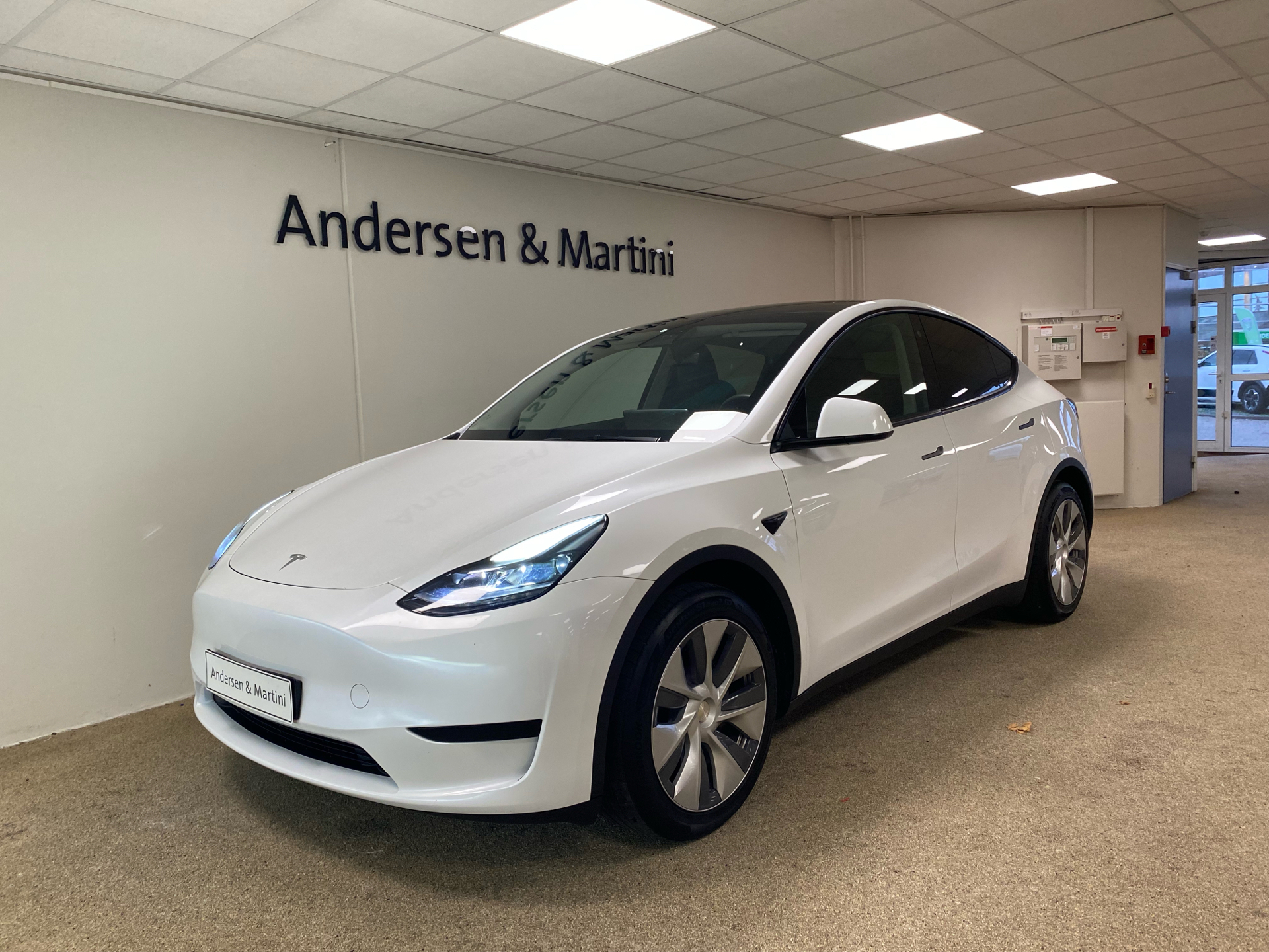 Billede af Tesla Model Y EL RWD 299HK 5d Aut.