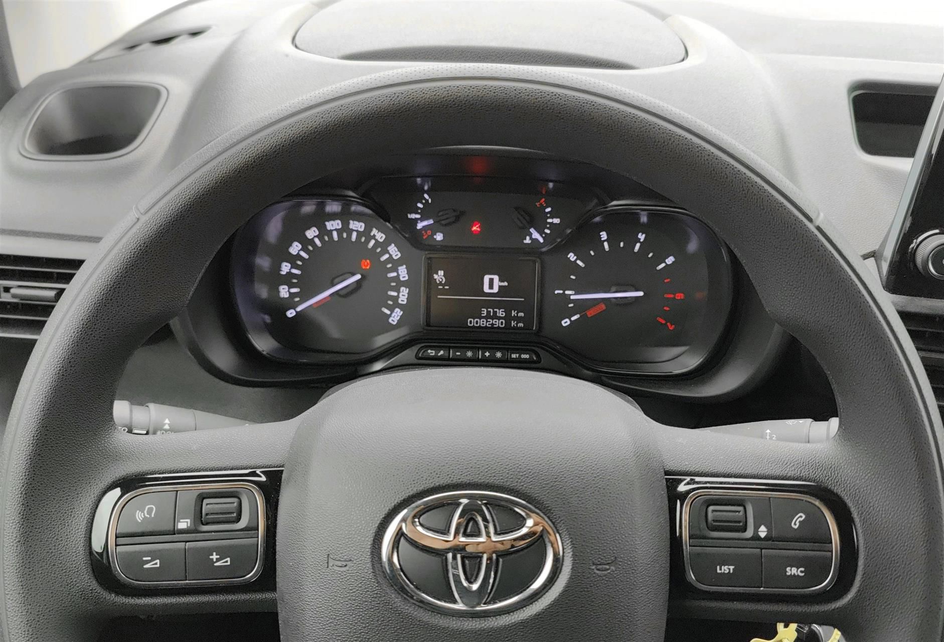 Billede af Toyota Proace City Medium 1,5 D Comfort Smart Active Vision Dobbelt Bagdør 102HK Van