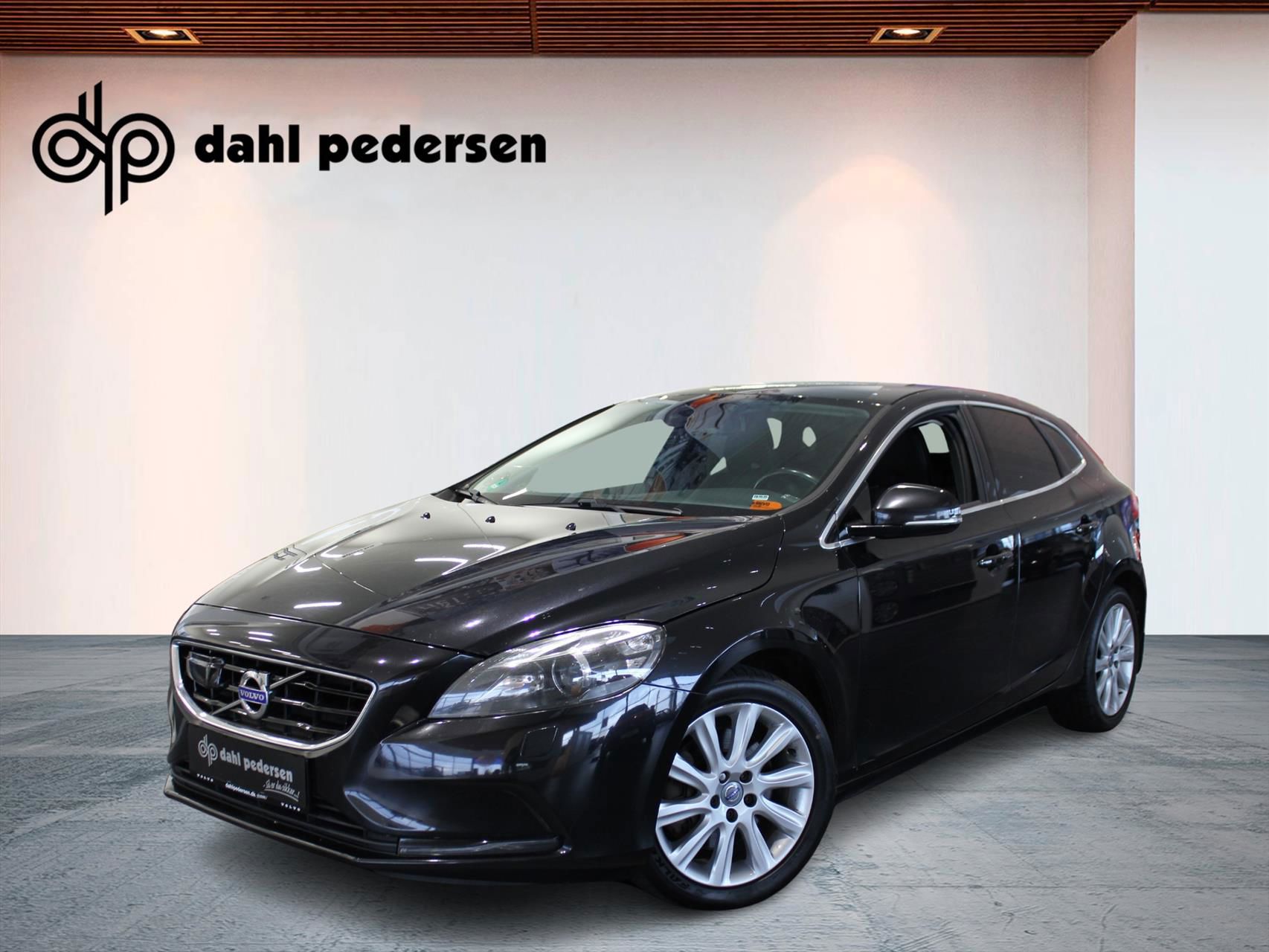 Billede af Volvo V40 2,0 D4 Momentum 190HK 5d 8g Aut.