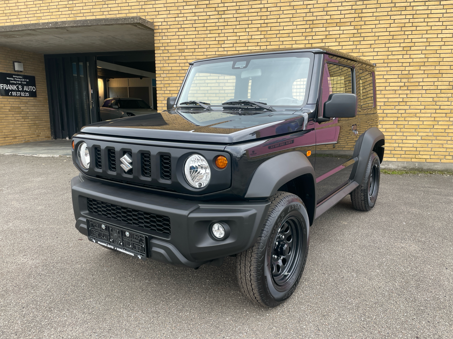 Billede af Suzuki Jimny 1,5 Touch AllGrip 102HK Van