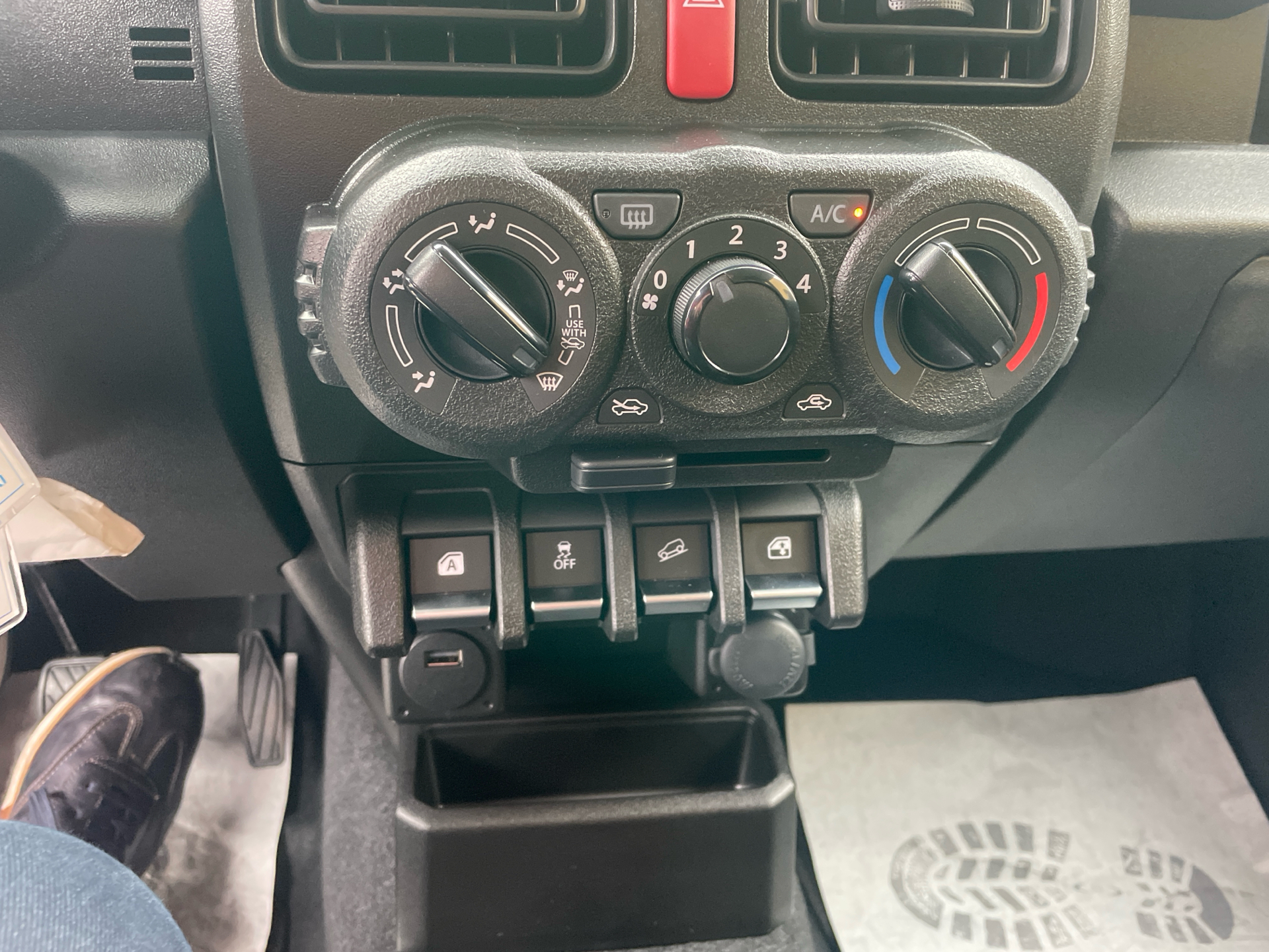 Billede af Suzuki Jimny 1,5 Touch AllGrip 102HK Van