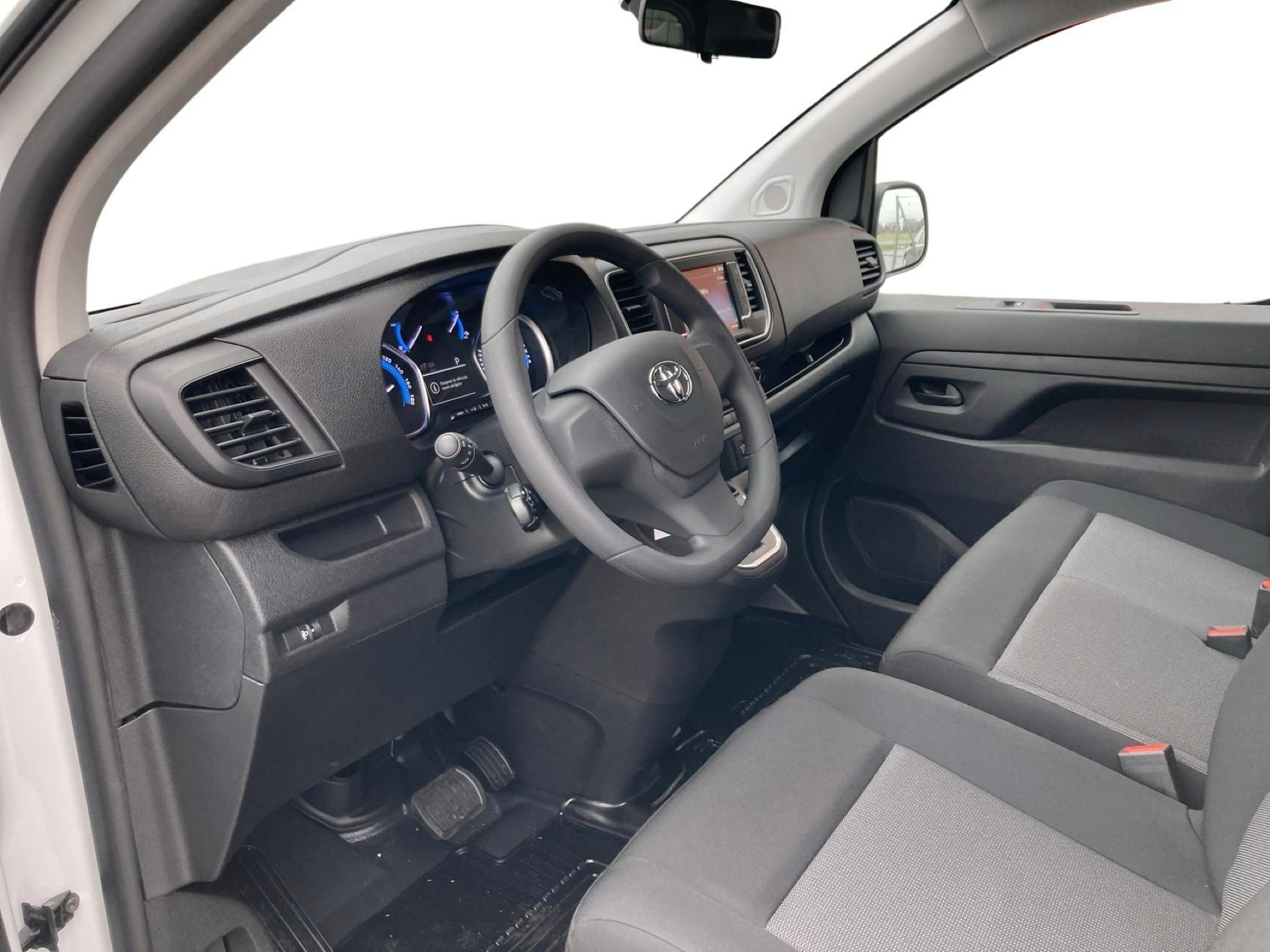 Billede af Toyota Proace Electric Medium EL Comfort m/Bagklap 136HK Van Aut.