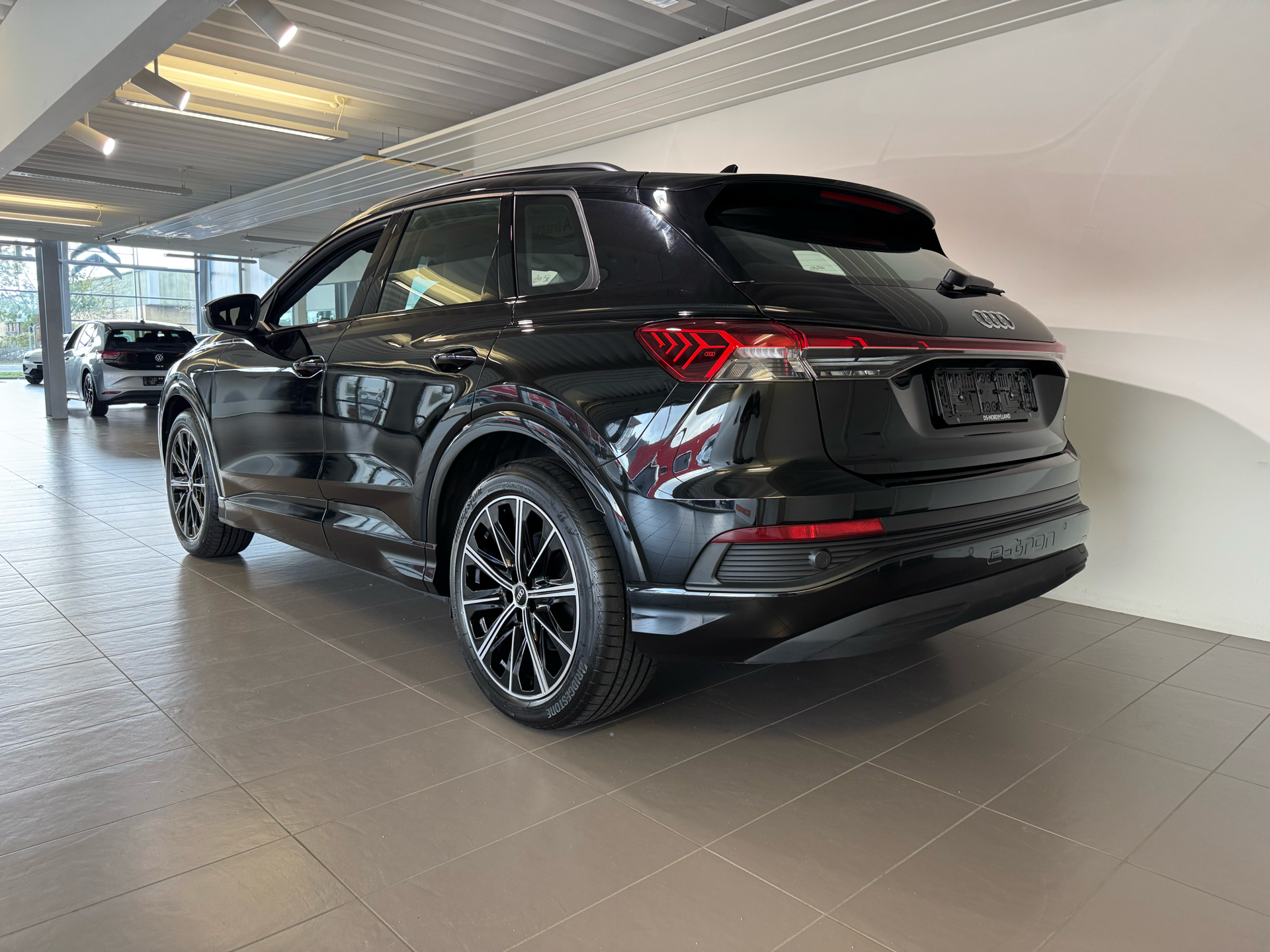 Billede af Audi Q4 45 E-tron Attitude Quattro 265HK 5d Aut.