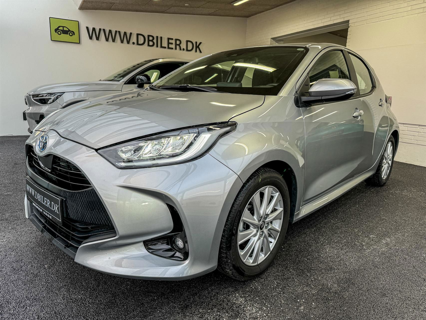 Billede af Toyota Yaris 1,5 Hybrid Active Technology Plus 116HK 5d Trinl. Gear