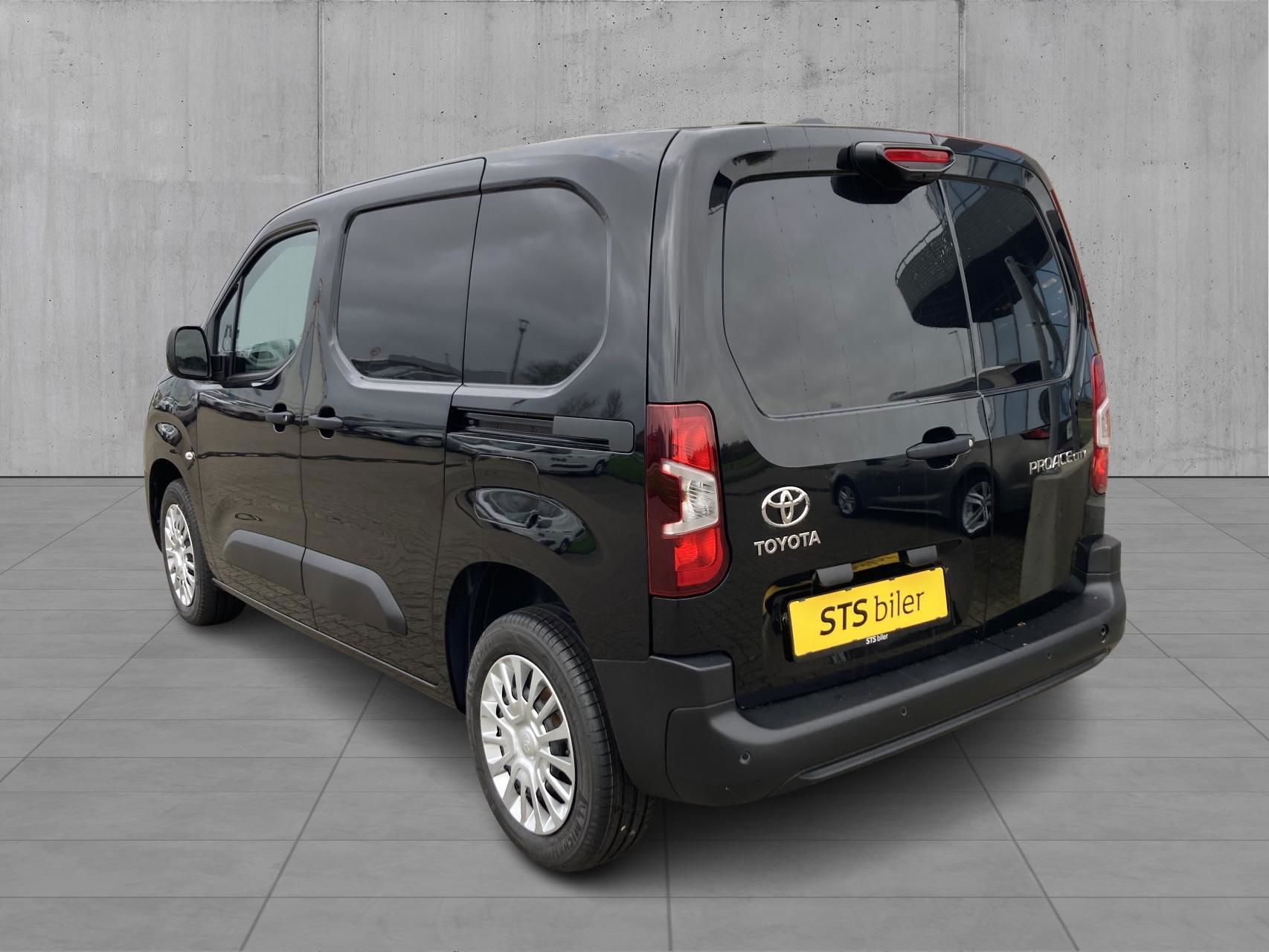 Billede af Toyota Proace City Medium 1,5 D Comfort To Skydedør 102HK Van