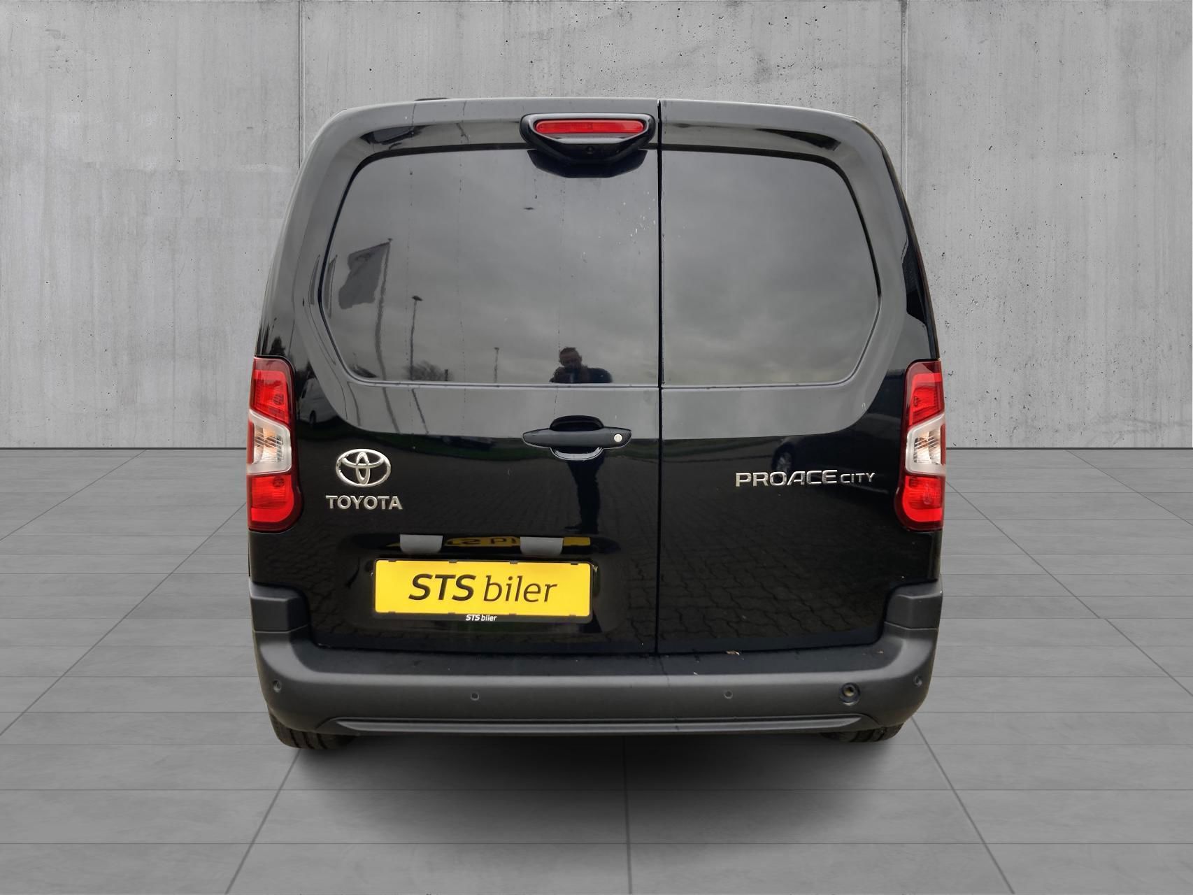 Billede af Toyota Proace City Medium 1,5 D Comfort To Skydedør 102HK Van