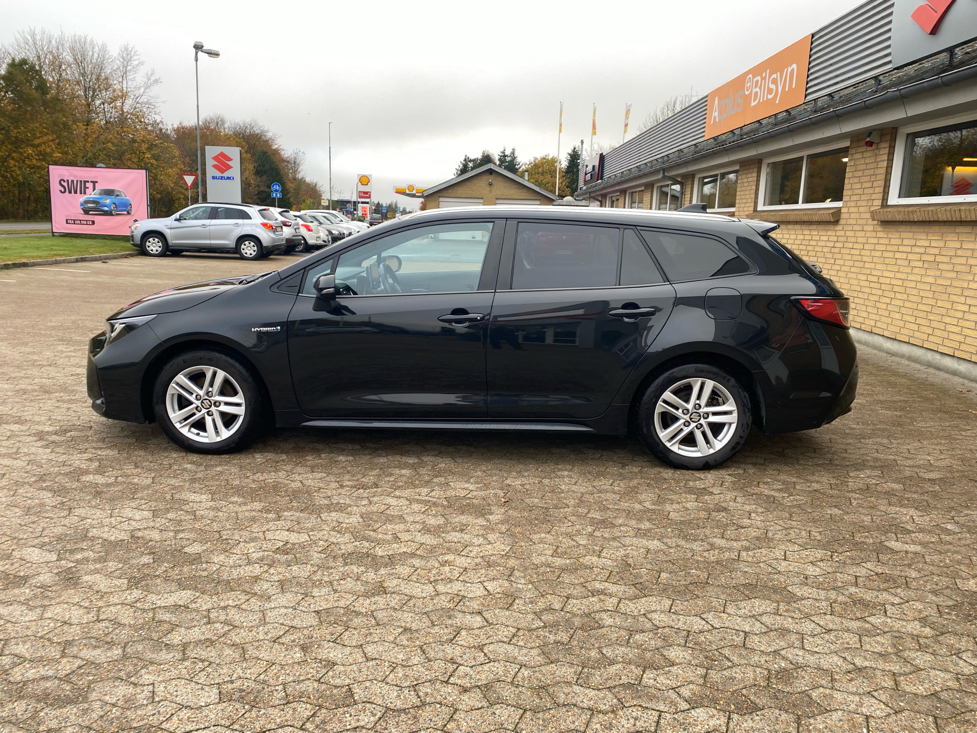 Billede af Suzuki Swace 1,8 Hybrid Active E-CVT 122HK Stc Trinl. Gear