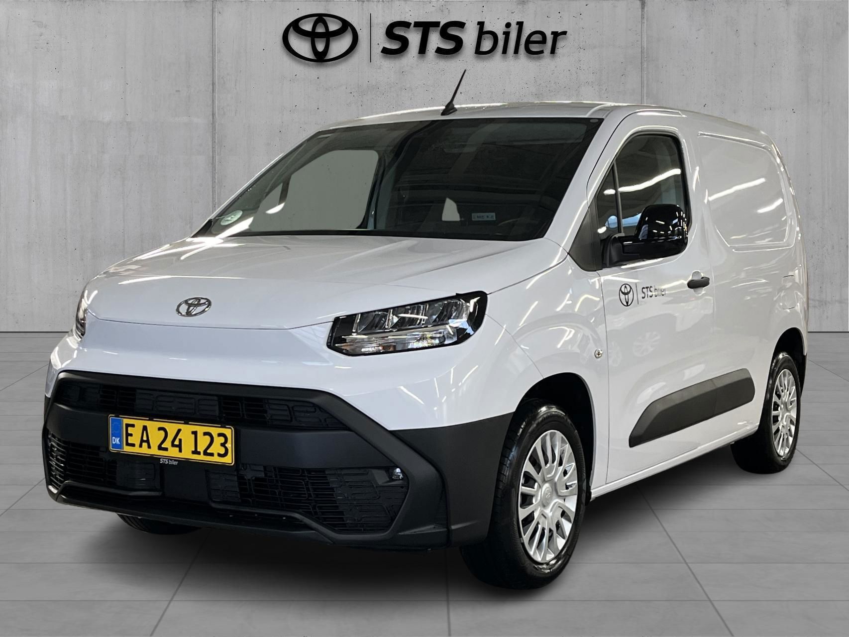 Billede af Toyota Proace City Medium 1,2 Comfort Master En Skydedør 110HK Van 6g