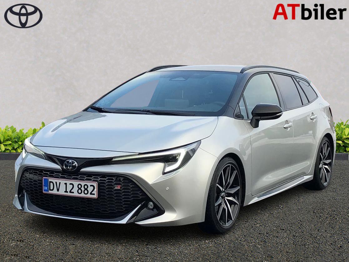 Billede af Toyota Corolla Touring Sports 1,8 Hybrid GR Sport E-CVT 140HK Stc Trinl. Gear