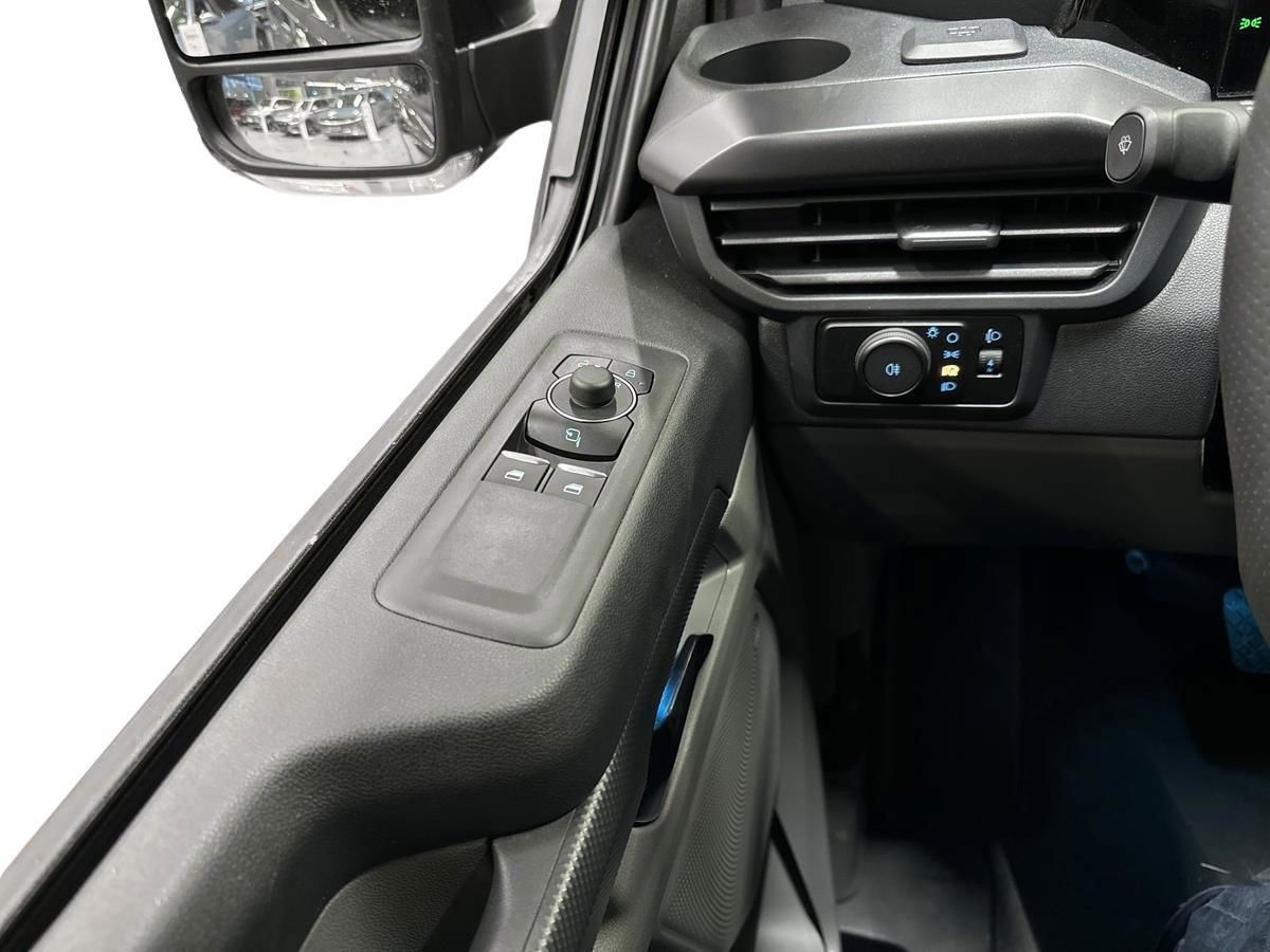 Billede af Ford Transit Custom 300 L2H1 2,0 EcoBlue MS-RT 170HK Van 8g Aut.