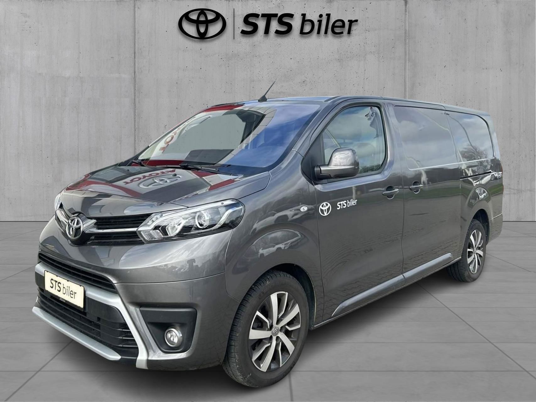 Billede af Toyota Proace Long 2,0 D Comfort Master+ m/ bagklap (Proace 180) 177HK Van 8g Aut.