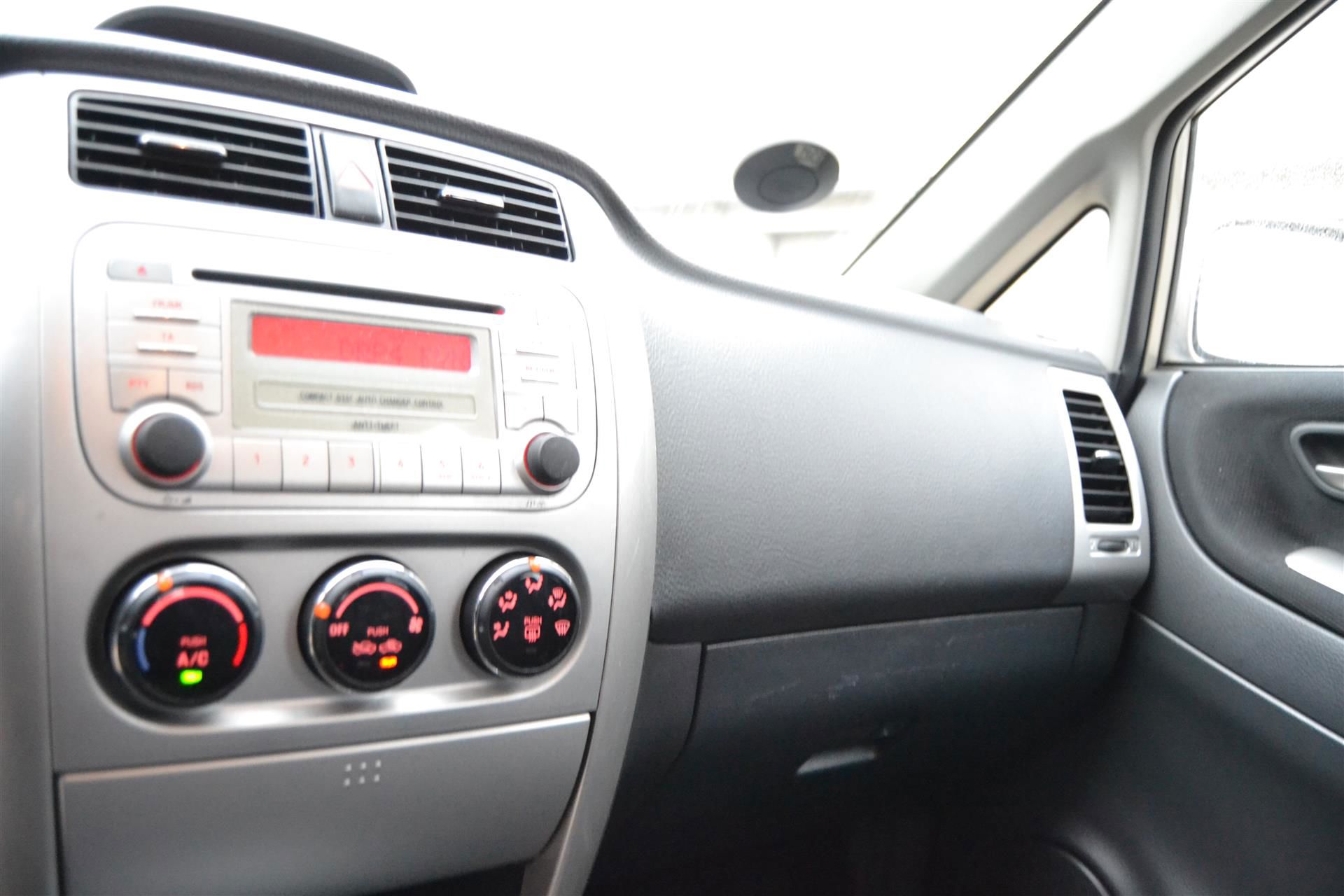 Billede af Suzuki Liana 1,6 GLX 106HK 5d