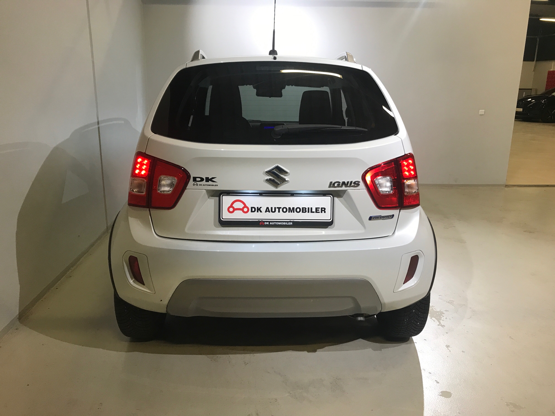 Billede af Suzuki Ignis 1,2 Dualjet  Mild hybrid Plus AEB Hybrid CVT 83HK 5d Aut.