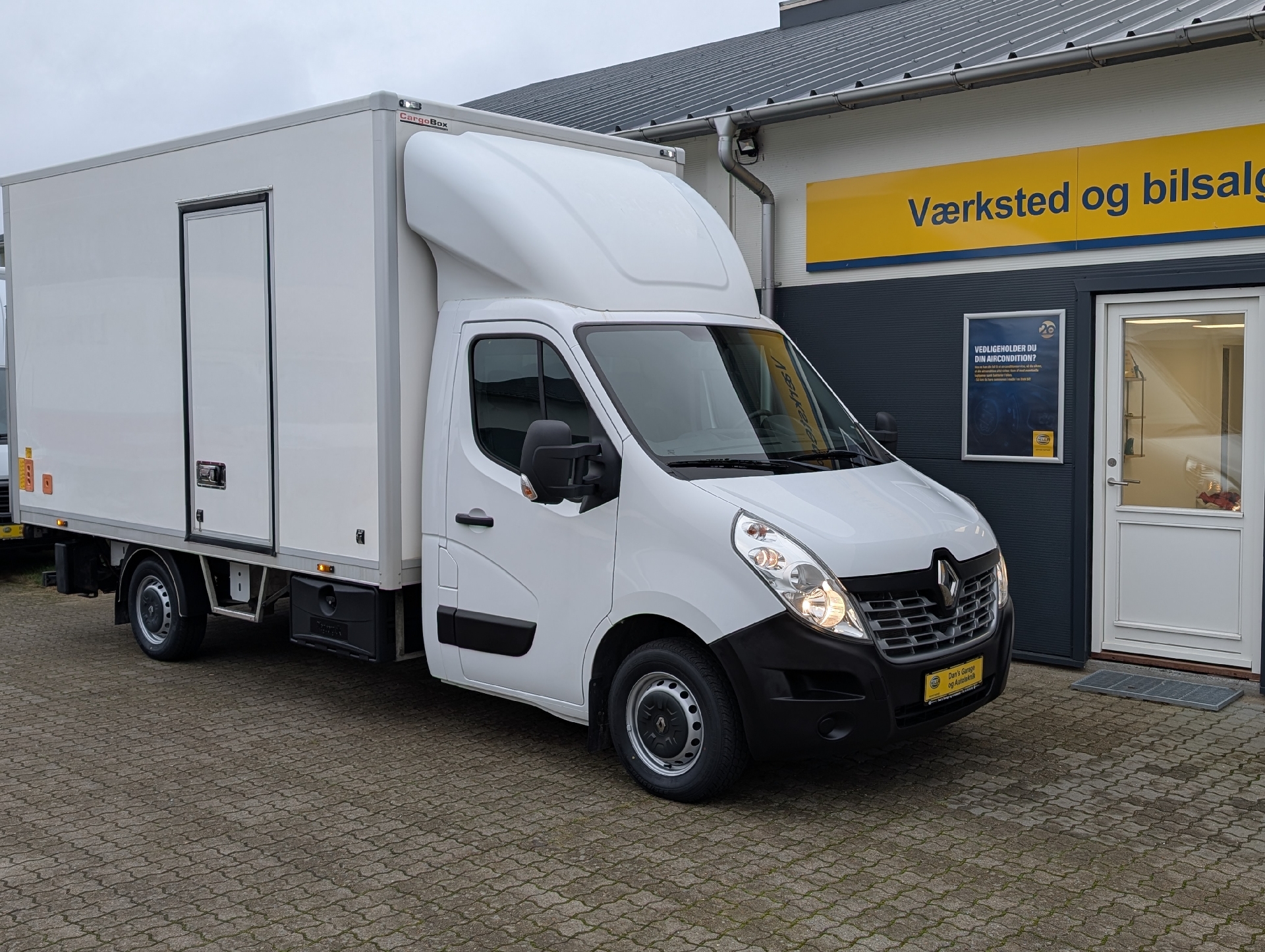 Billede af Renault Master T35 L3H1 2,3 DCI start/stop 170HK Ladv./Chas. 6g