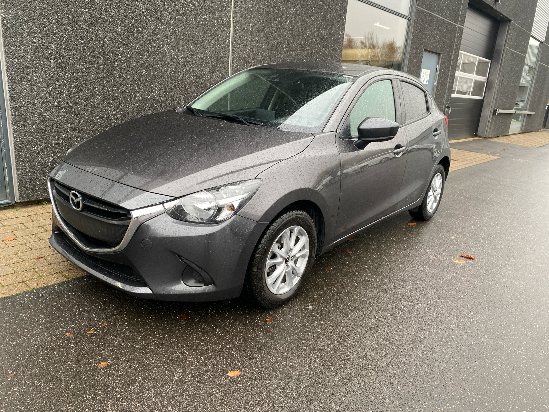 Billede af Mazda 2 1,5 Skyactiv-G Niseko 90HK 5d 6g Aut.