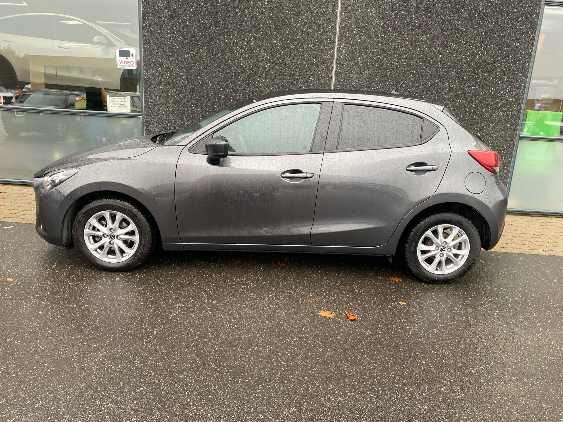 Billede af Mazda 2 1,5 Skyactiv-G Niseko 90HK 5d 6g Aut.