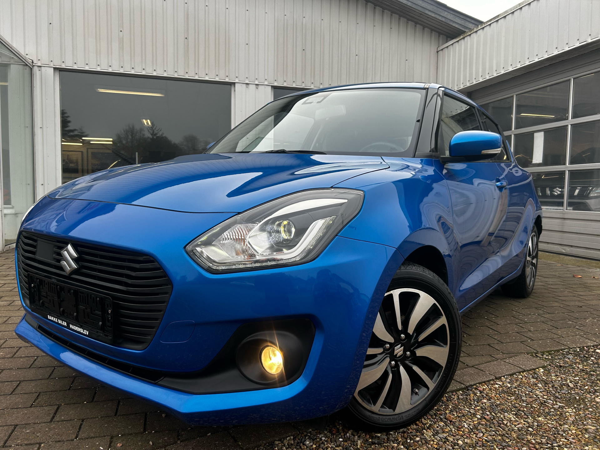 Billede af Suzuki Swift 1,0 Boosterjet  Mild hybrid Exclusive Plus mild-hybrid 112HK 5d