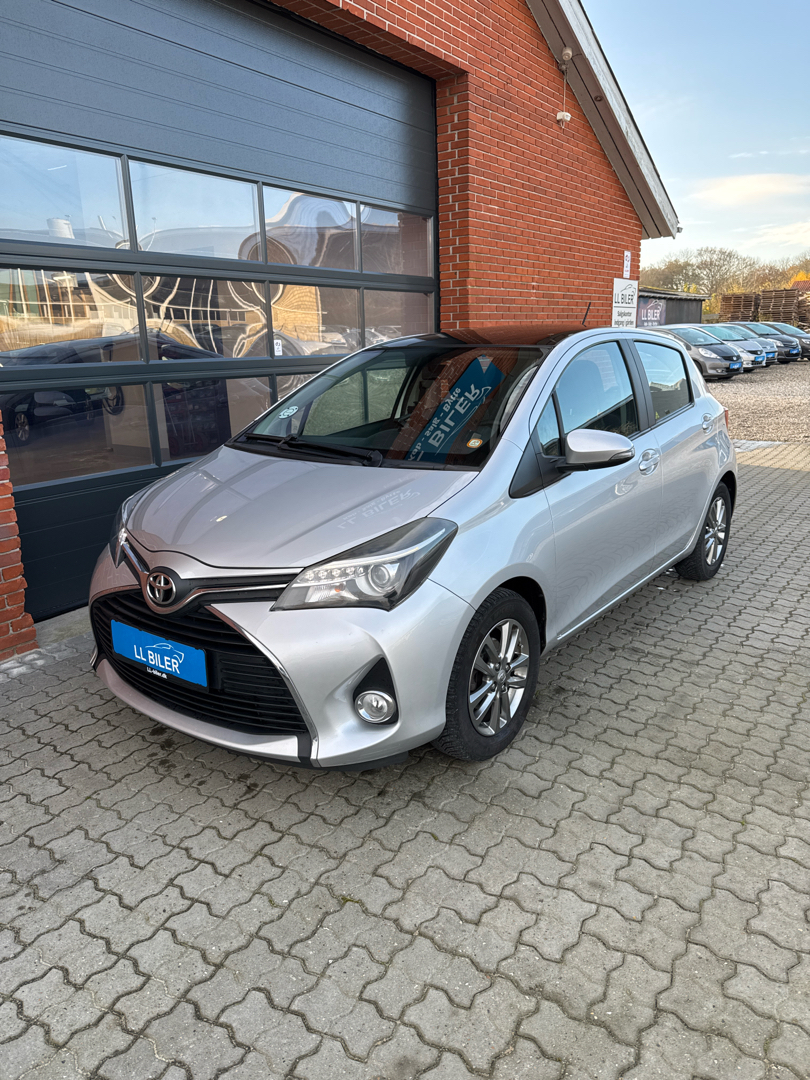 Billede af Toyota Yaris 1,3 VVT-I T2 Skyview 100HK 5d 6g