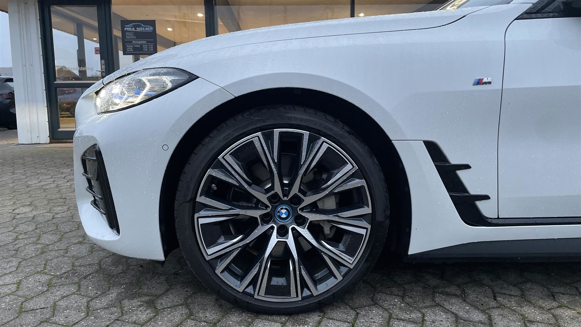 BMW i4 2023