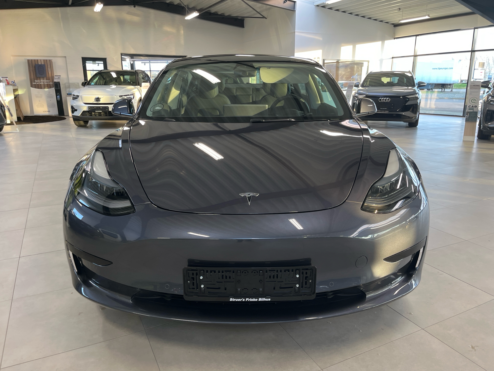 Billede af Tesla Model 3 EL Standard Range 283HK Aut.