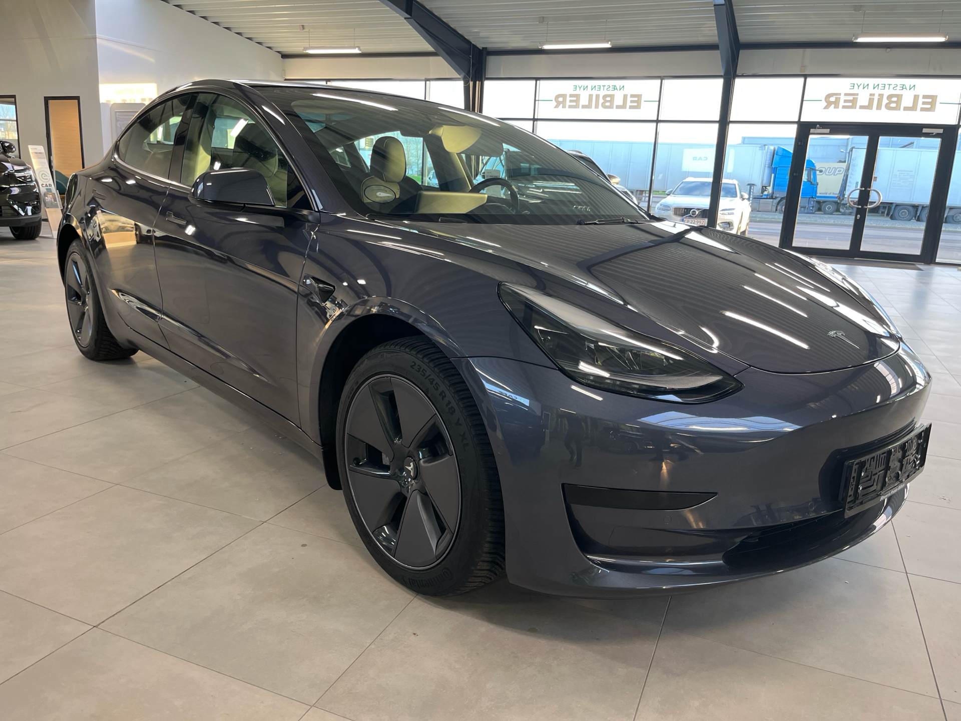 Billede af Tesla Model 3 EL Standard Range 283HK Aut.