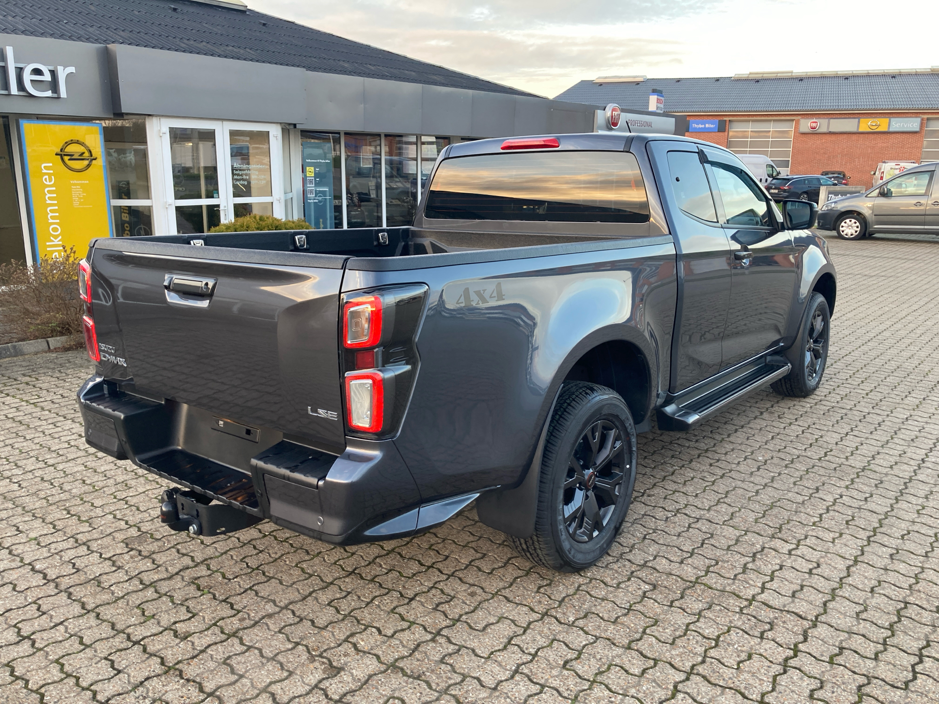 Billede af Isuzu D-max Extended Cab 1,9 D Exclusive 4WD 163HK Pick-Up Aut.
