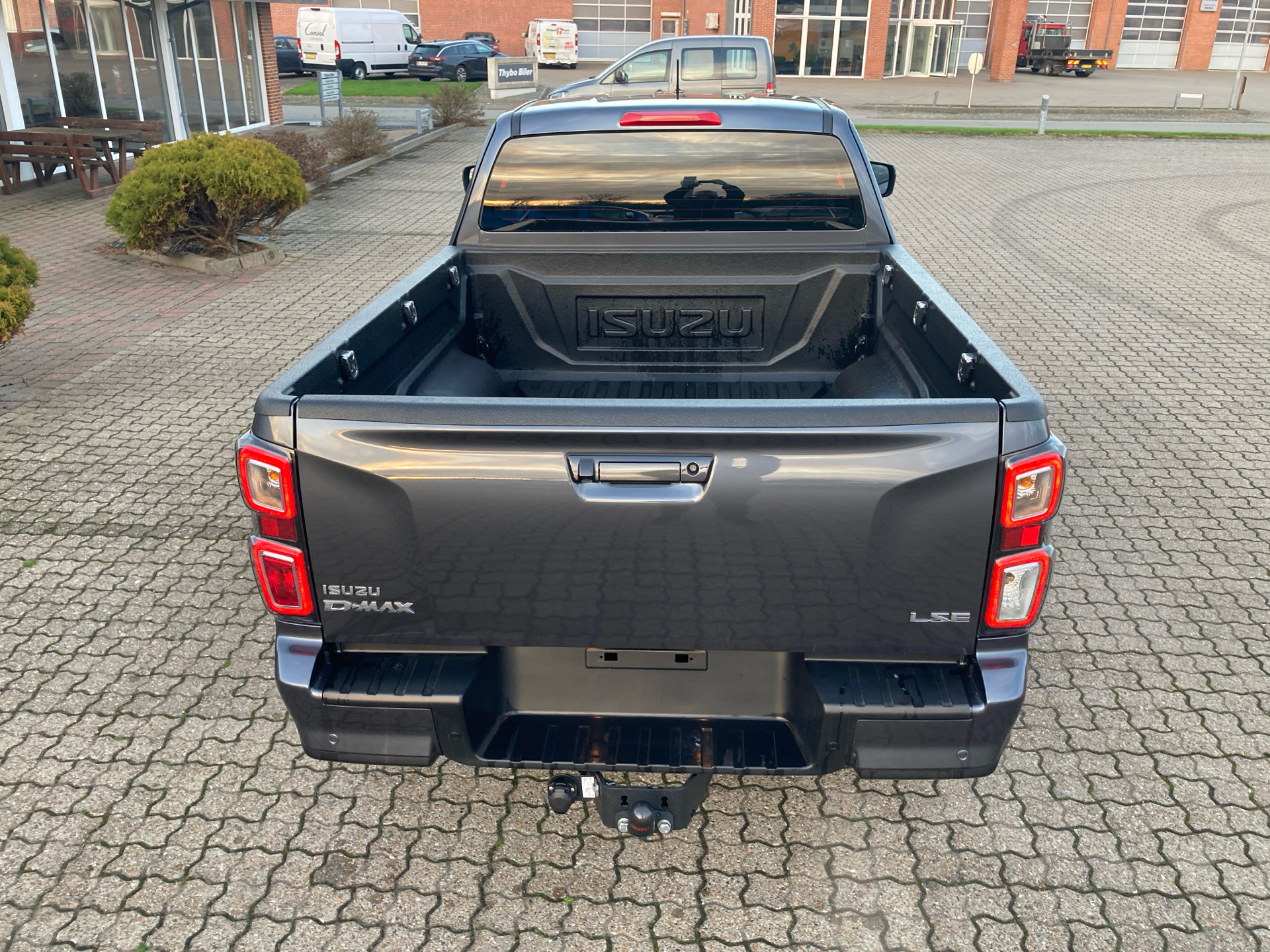 Billede af Isuzu D-max Extended Cab 1,9 D Exclusive 4WD 163HK Pick-Up Aut.