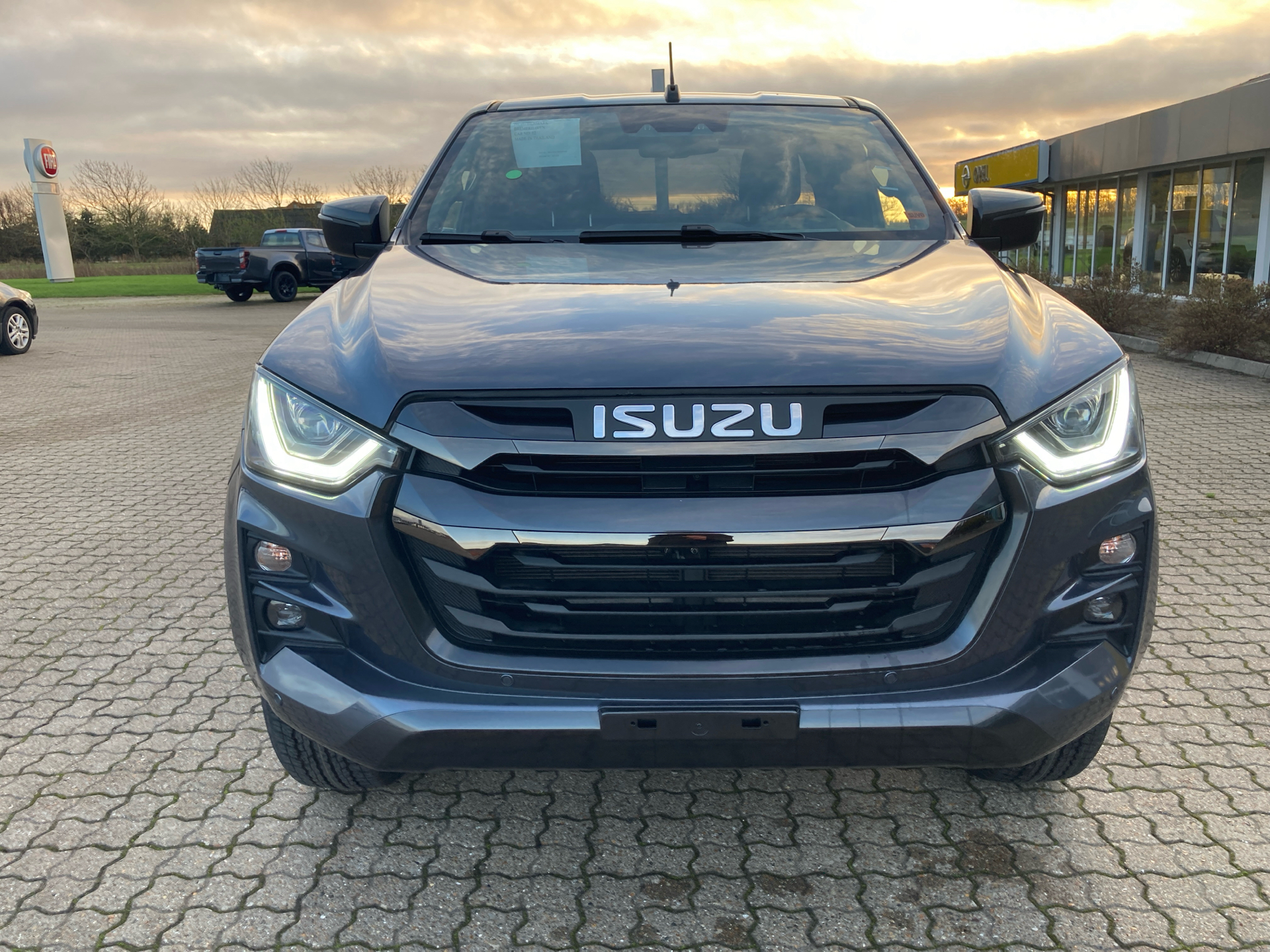 Billede af Isuzu D-max Extended Cab 1,9 D Exclusive 4WD 163HK Pick-Up Aut.